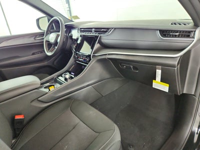 2025 Jeep Grand Cherokee JEEP GRAND CHEROKEE LAREDO 4X4