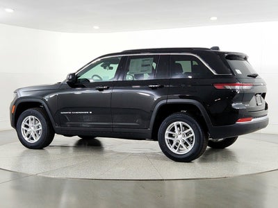 2025 Jeep Grand Cherokee JEEP GRAND CHEROKEE LAREDO 4X4