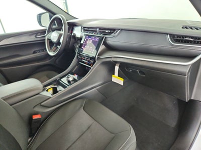 2026 Jeep Grand Cherokee JEEP GRAND CHEROKEE LAREDO 4X4