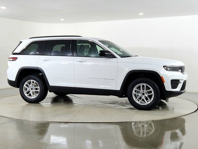 2026 Jeep Grand Cherokee JEEP GRAND CHEROKEE LAREDO 4X4