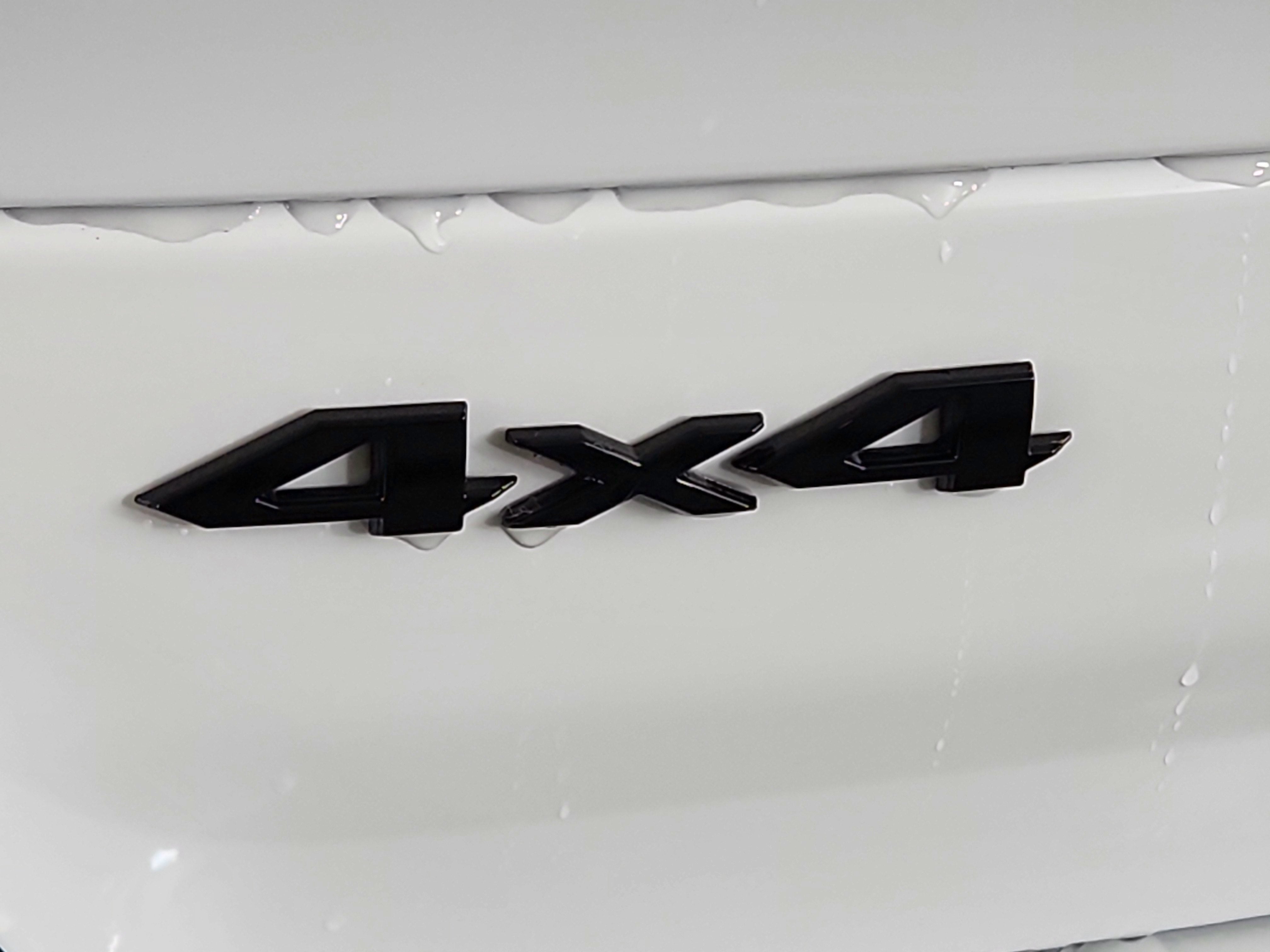 2026 Jeep Grand Cherokee JEEP GRAND CHEROKEE LAREDO 4X4