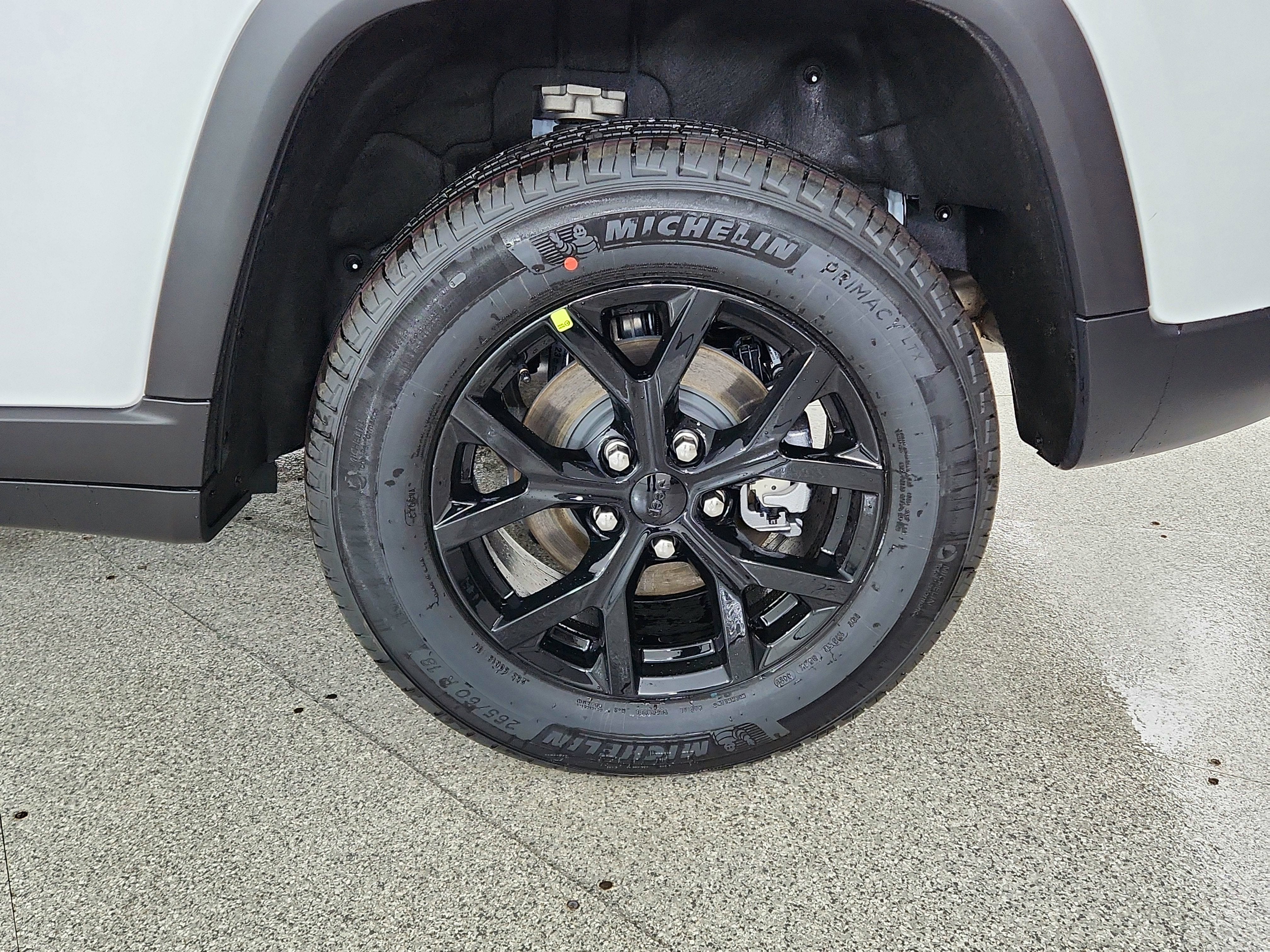 2026 Jeep Grand Cherokee JEEP GRAND CHEROKEE LAREDO 4X4