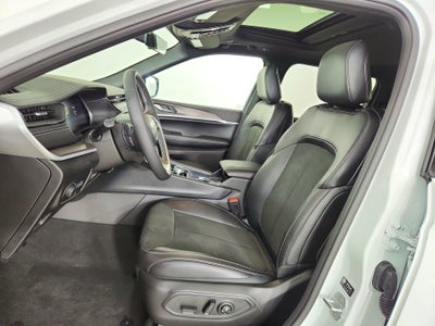 2026 Jeep Grand Cherokee JEEP GRAND CHEROKEE LAREDO 4X4