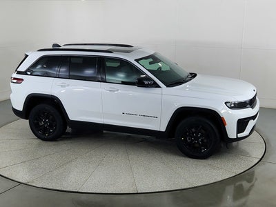2026 Jeep Grand Cherokee JEEP GRAND CHEROKEE LAREDO 4X4