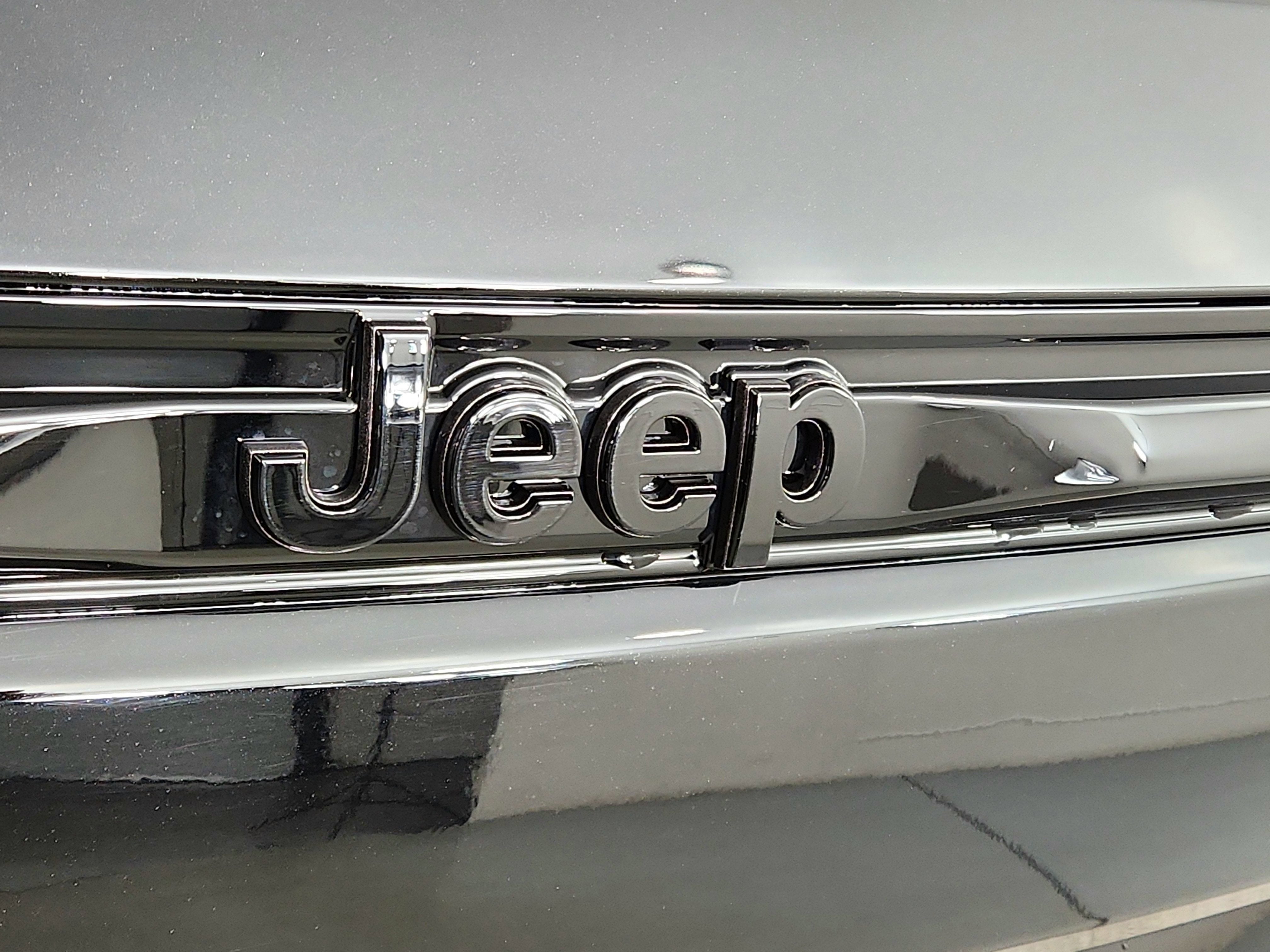 2026 Jeep Grand Cherokee JEEP GRAND CHEROKEE LAREDO 4X4