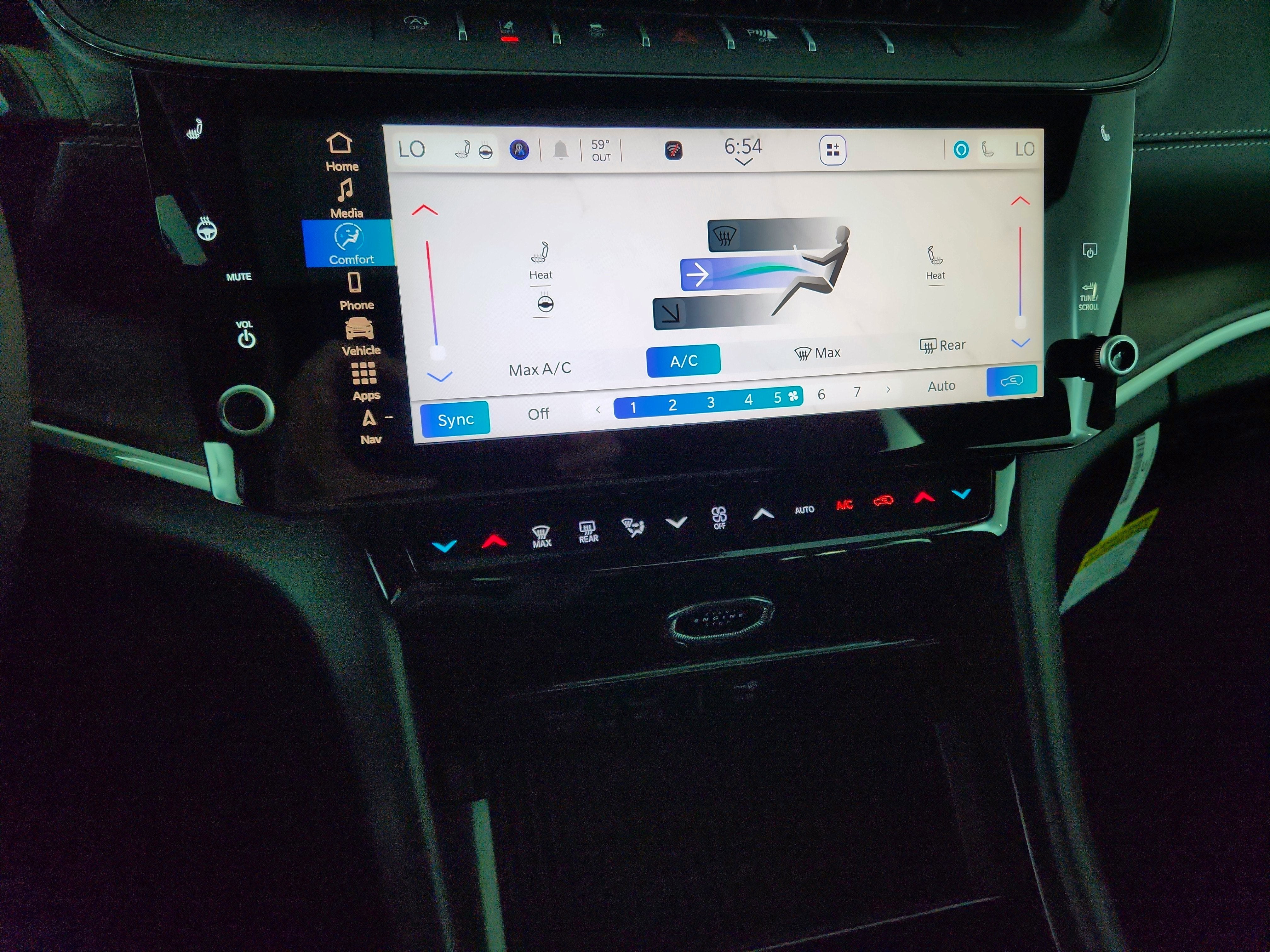 2026 Jeep Grand Cherokee JEEP GRAND CHEROKEE LAREDO 4X4