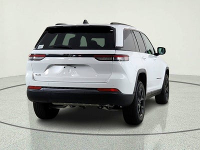 2026 Jeep Grand Cherokee JEEP GRAND CHEROKEE LAREDO 4X4