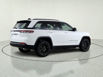 2026 Jeep Grand Cherokee JEEP GRAND CHEROKEE LAREDO 4X4
