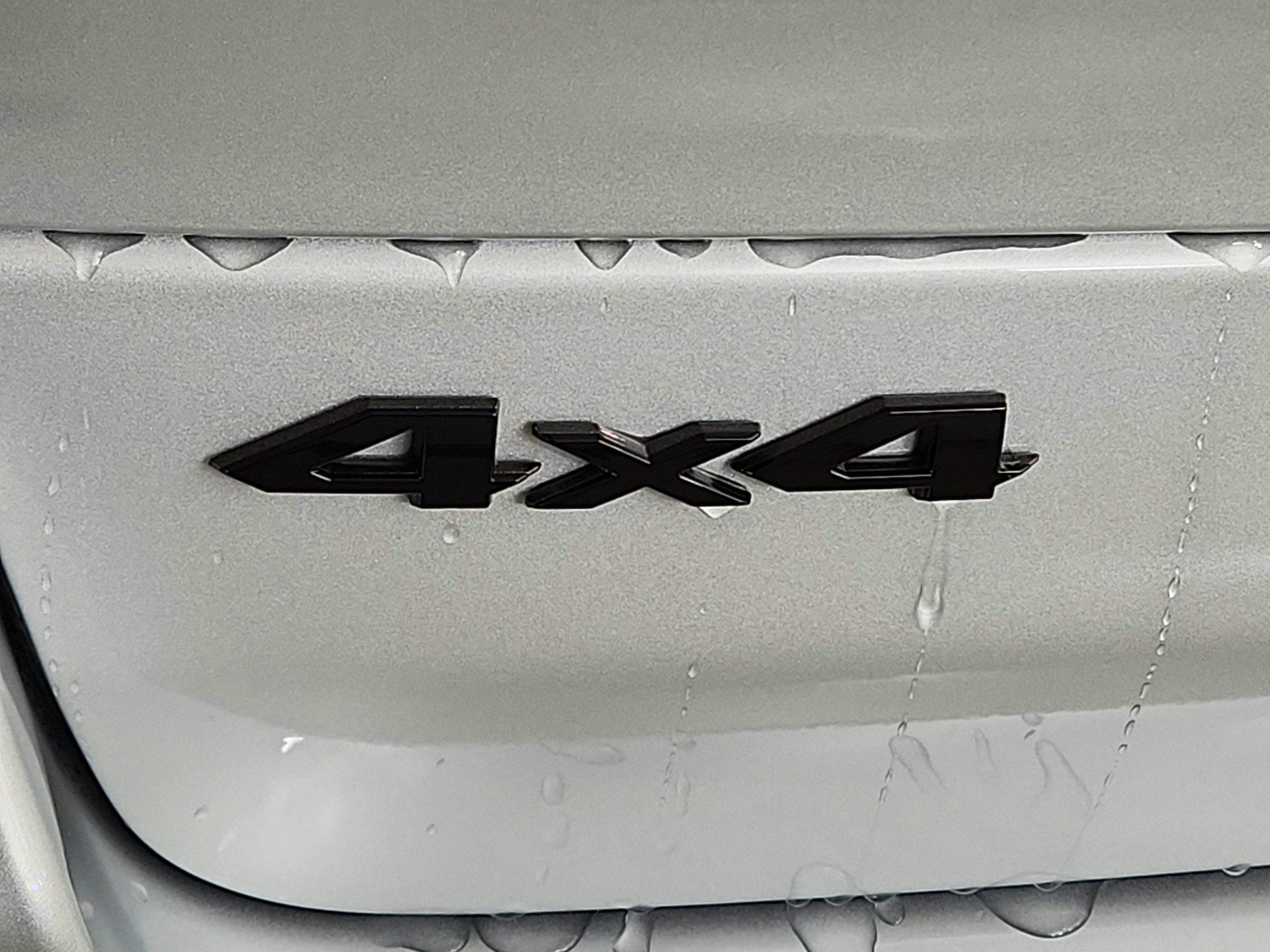 2026 Jeep Grand Cherokee JEEP GRAND CHEROKEE LAREDO 4X4