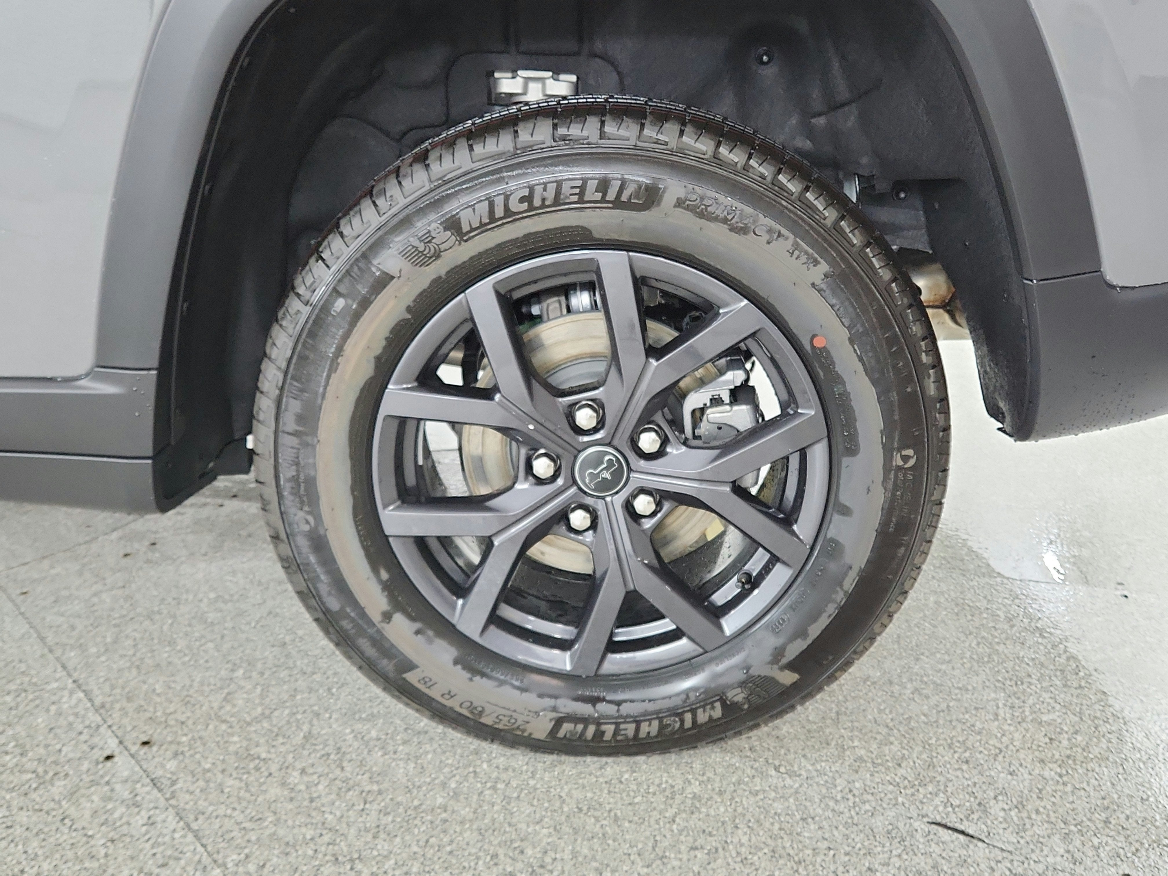 2027 Jeep Grand Cherokee Laredo Altitude 4x4 *Ltd Avail*