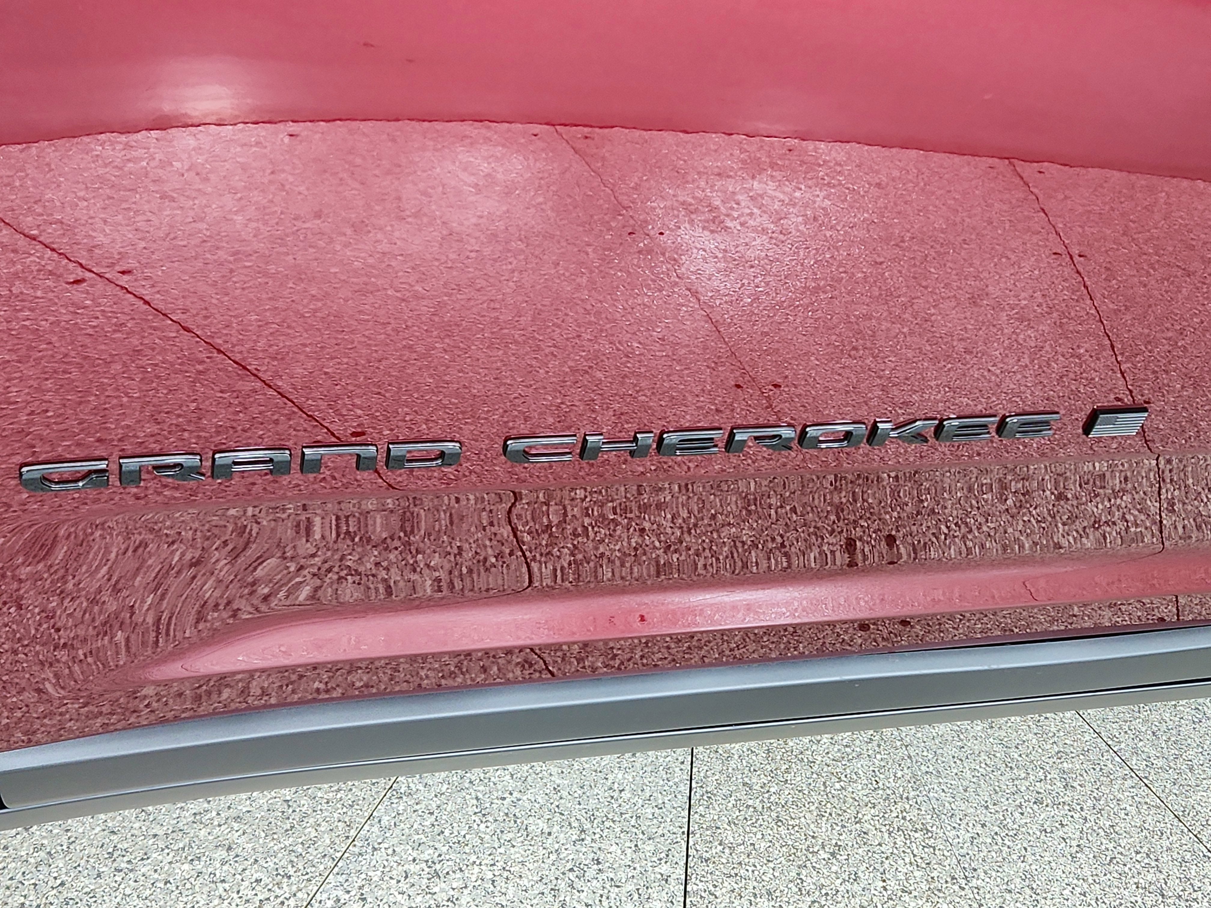 2026 Jeep Grand Cherokee JEEP GRAND CHEROKEE LAREDO 4X4