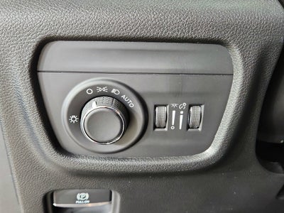 2026 Jeep Grand Cherokee JEEP GRAND CHEROKEE LAREDO 4X4