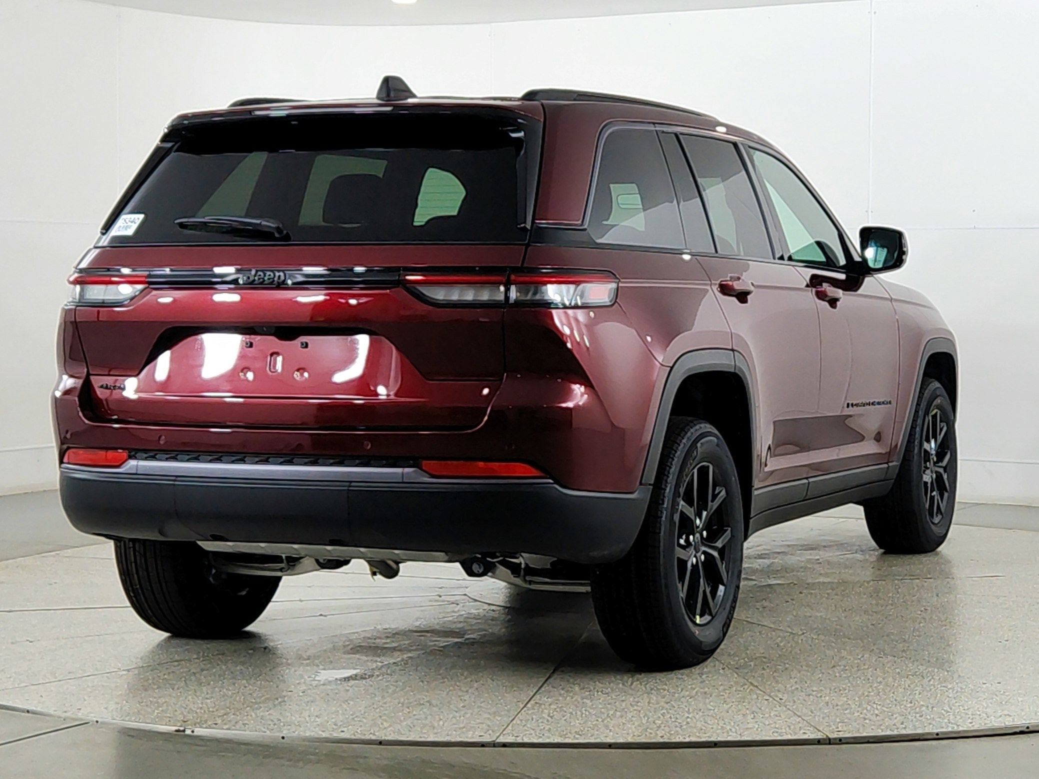 2026 Jeep Grand Cherokee JEEP GRAND CHEROKEE LAREDO 4X4