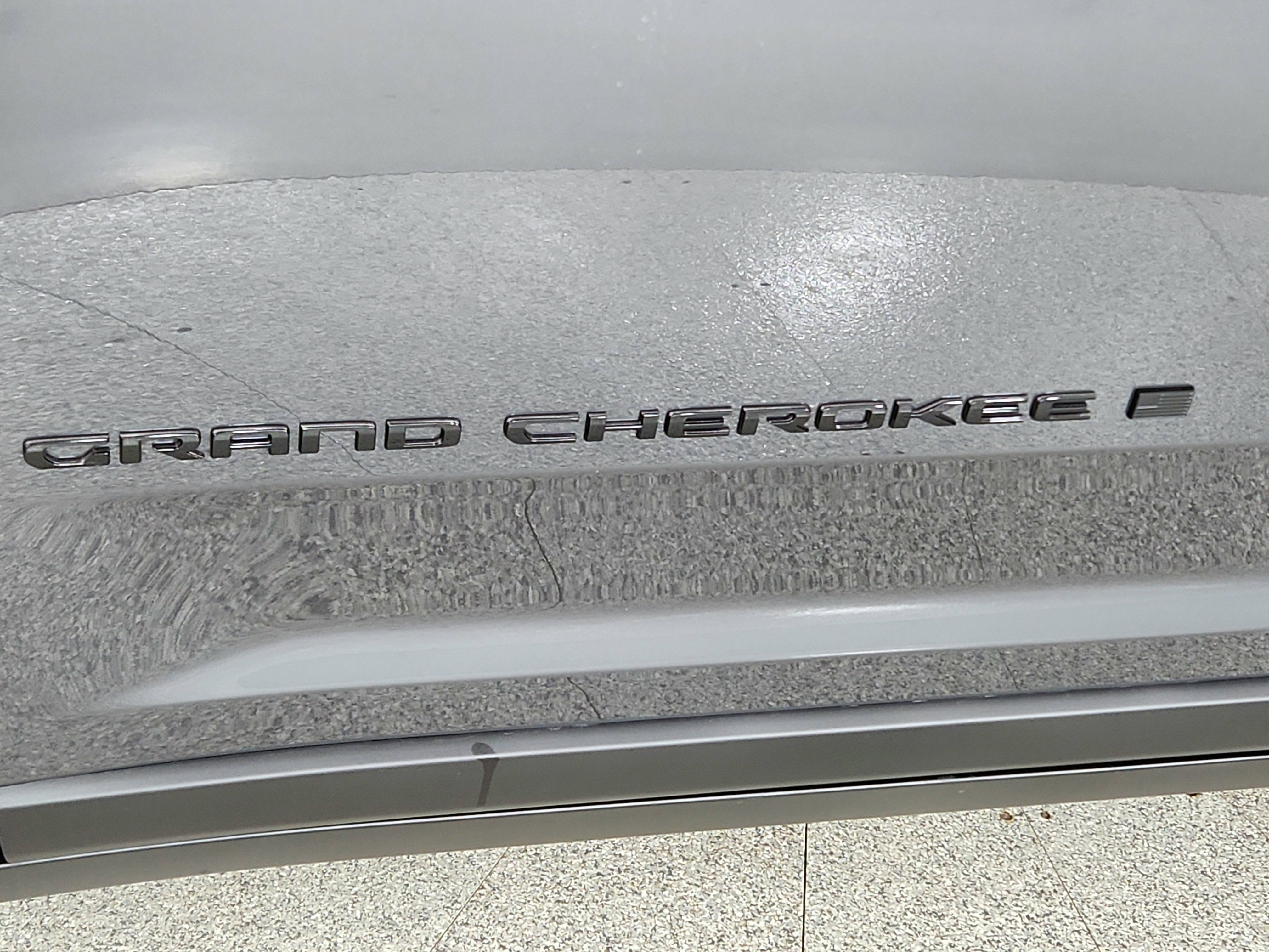 2026 Jeep Grand Cherokee JEEP GRAND CHEROKEE LAREDO 4X4