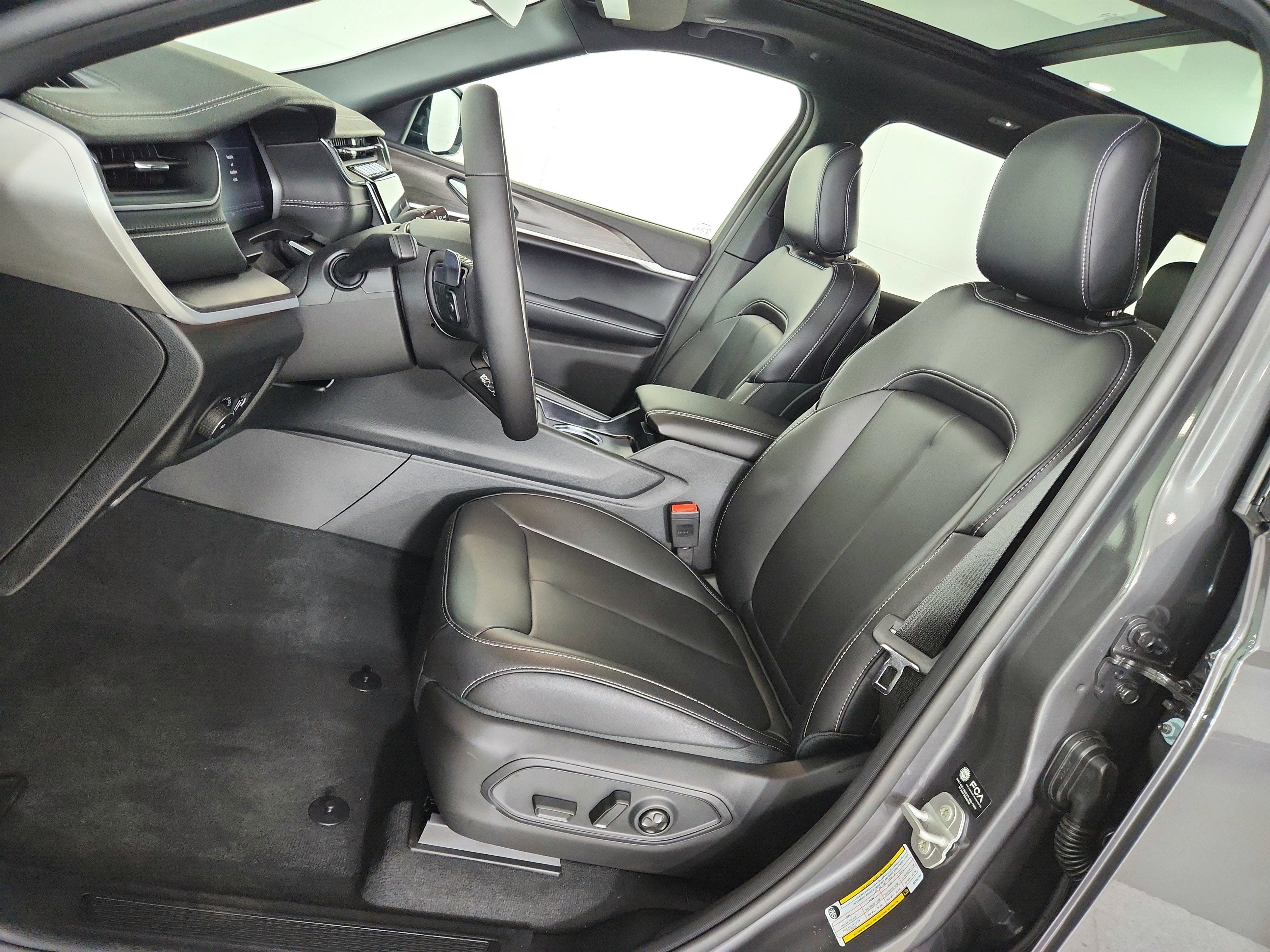 2025 Jeep Grand Cherokee JEEP GRAND CHEROKEE LIMITED 4X4