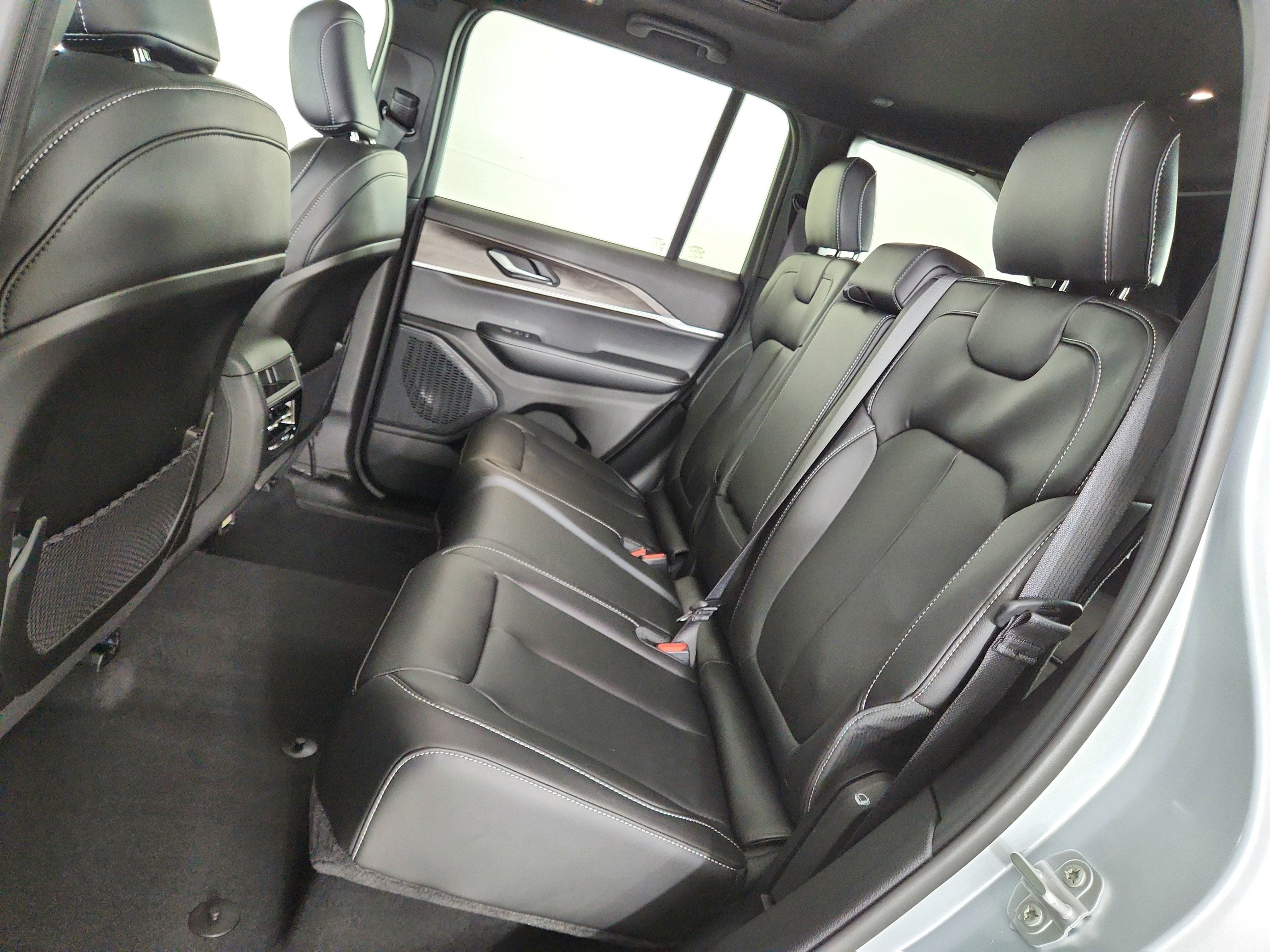 2025 Jeep Grand Cherokee JEEP GRAND CHEROKEE LIMITED 4X4