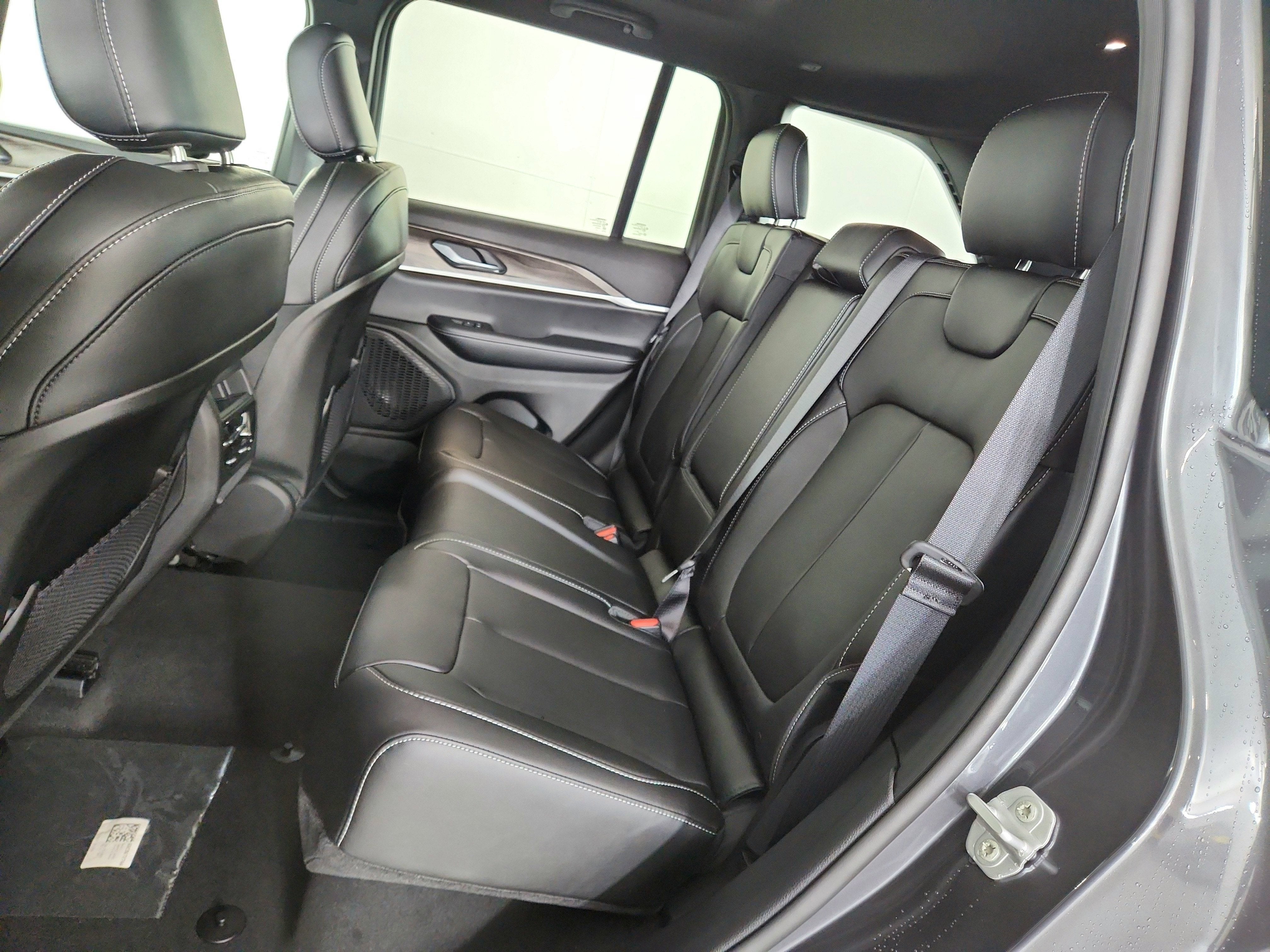 2025 Jeep Grand Cherokee JEEP GRAND CHEROKEE LIMITED 4X4