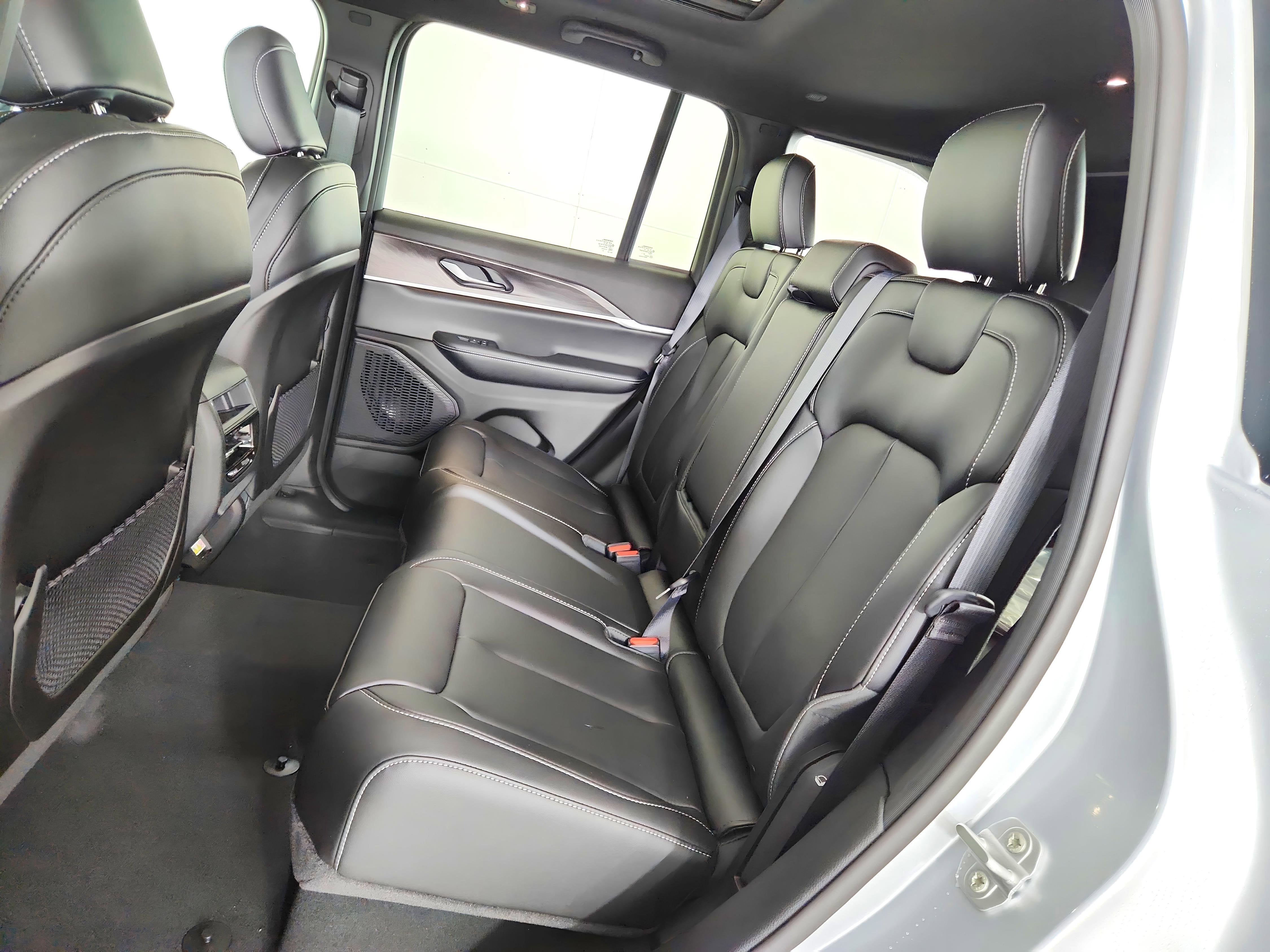 2025 Jeep Grand Cherokee JEEP GRAND CHEROKEE LIMITED 4X4