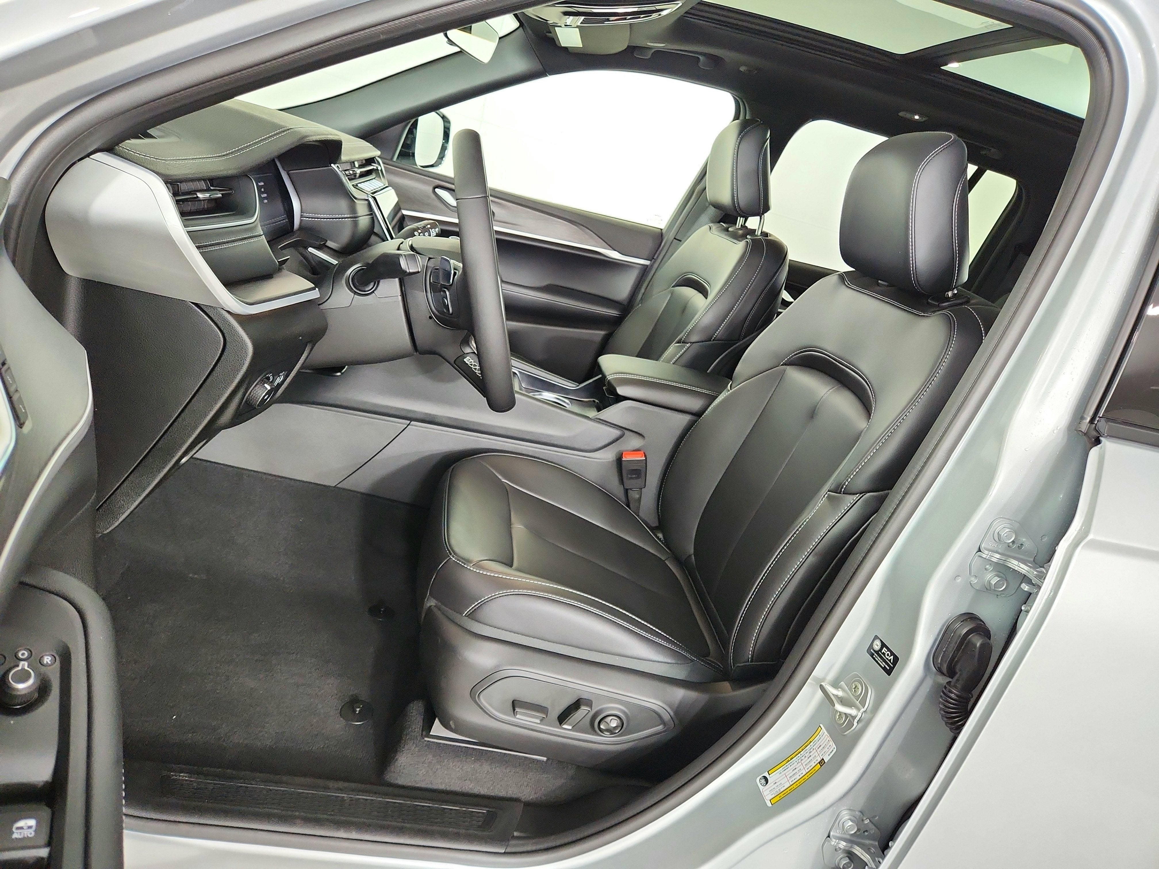 2025 Jeep Grand Cherokee JEEP GRAND CHEROKEE LIMITED 4X4