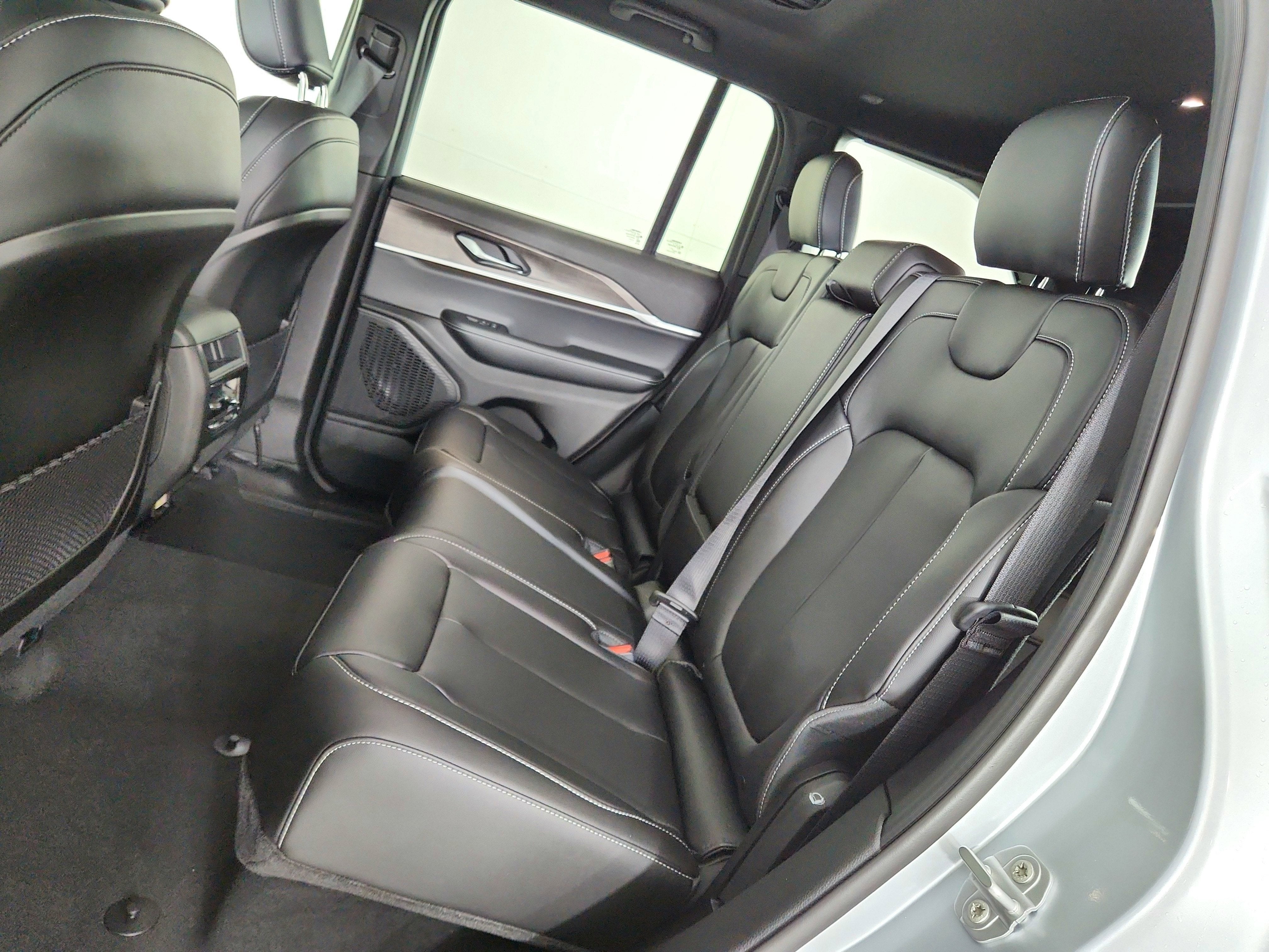 2025 Jeep Grand Cherokee JEEP GRAND CHEROKEE LIMITED 4X4