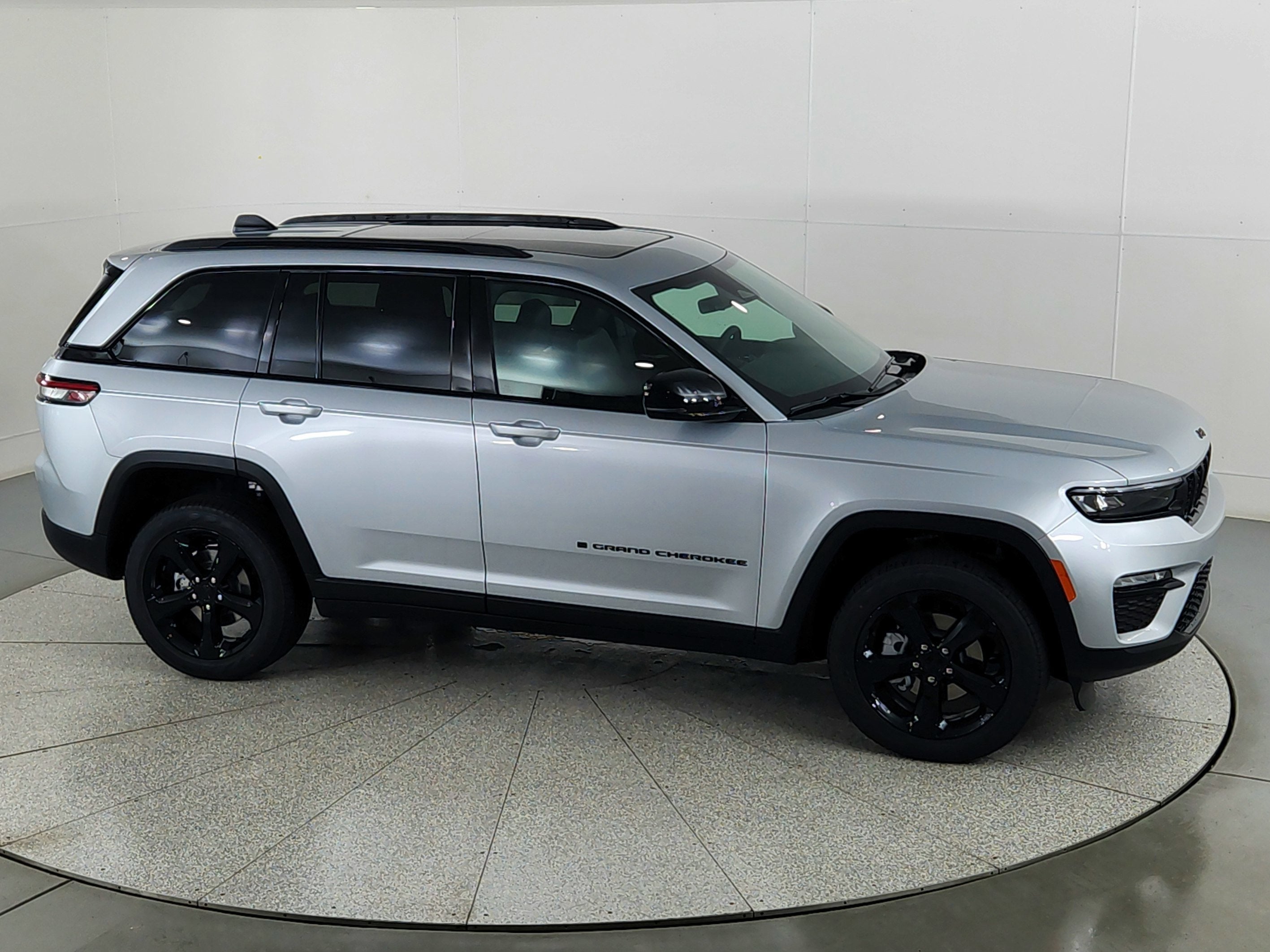 2025 Jeep Grand Cherokee JEEP GRAND CHEROKEE LIMITED 4X4