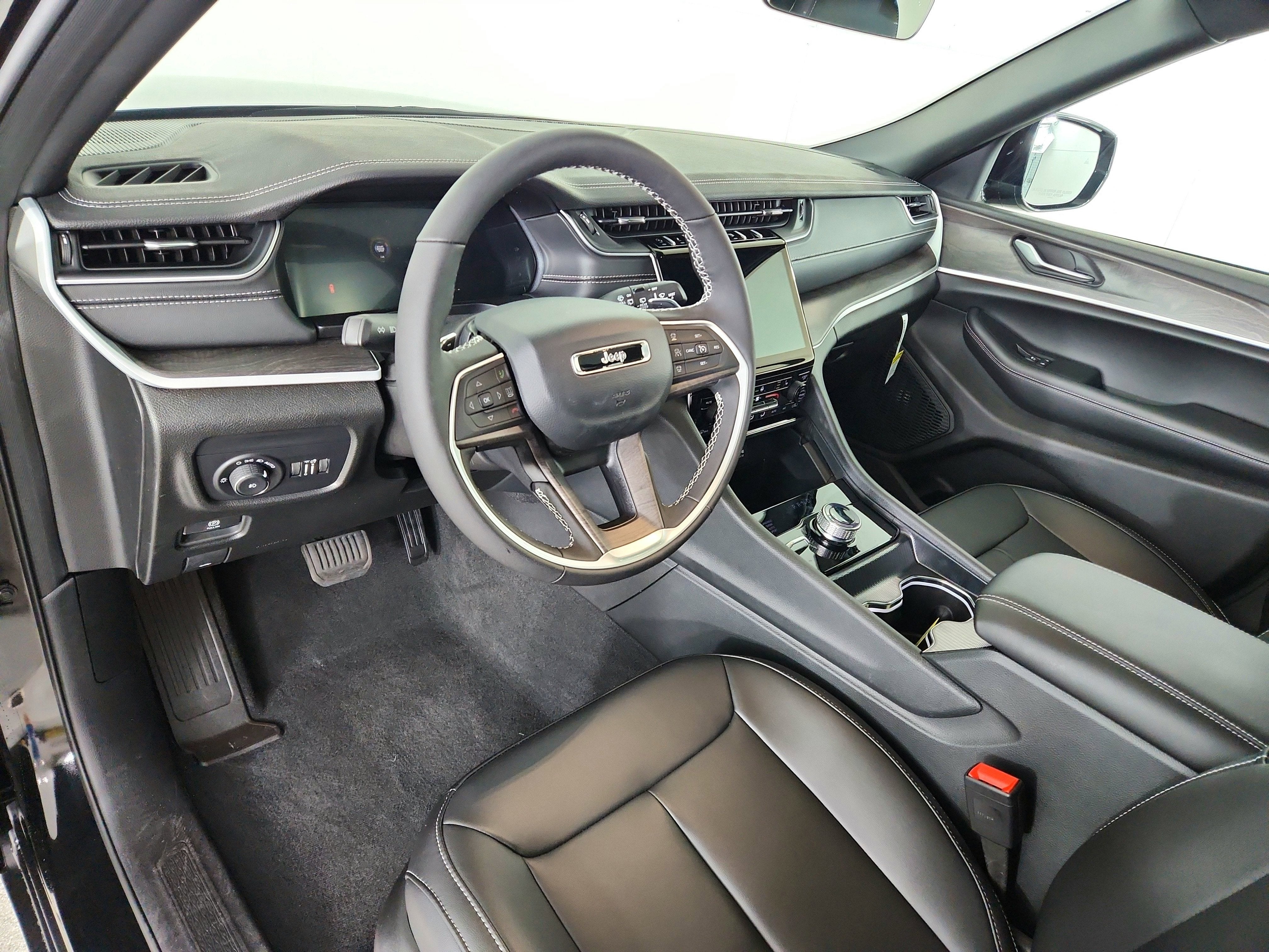 2025 Jeep Grand Cherokee JEEP GRAND CHEROKEE LIMITED 4X4