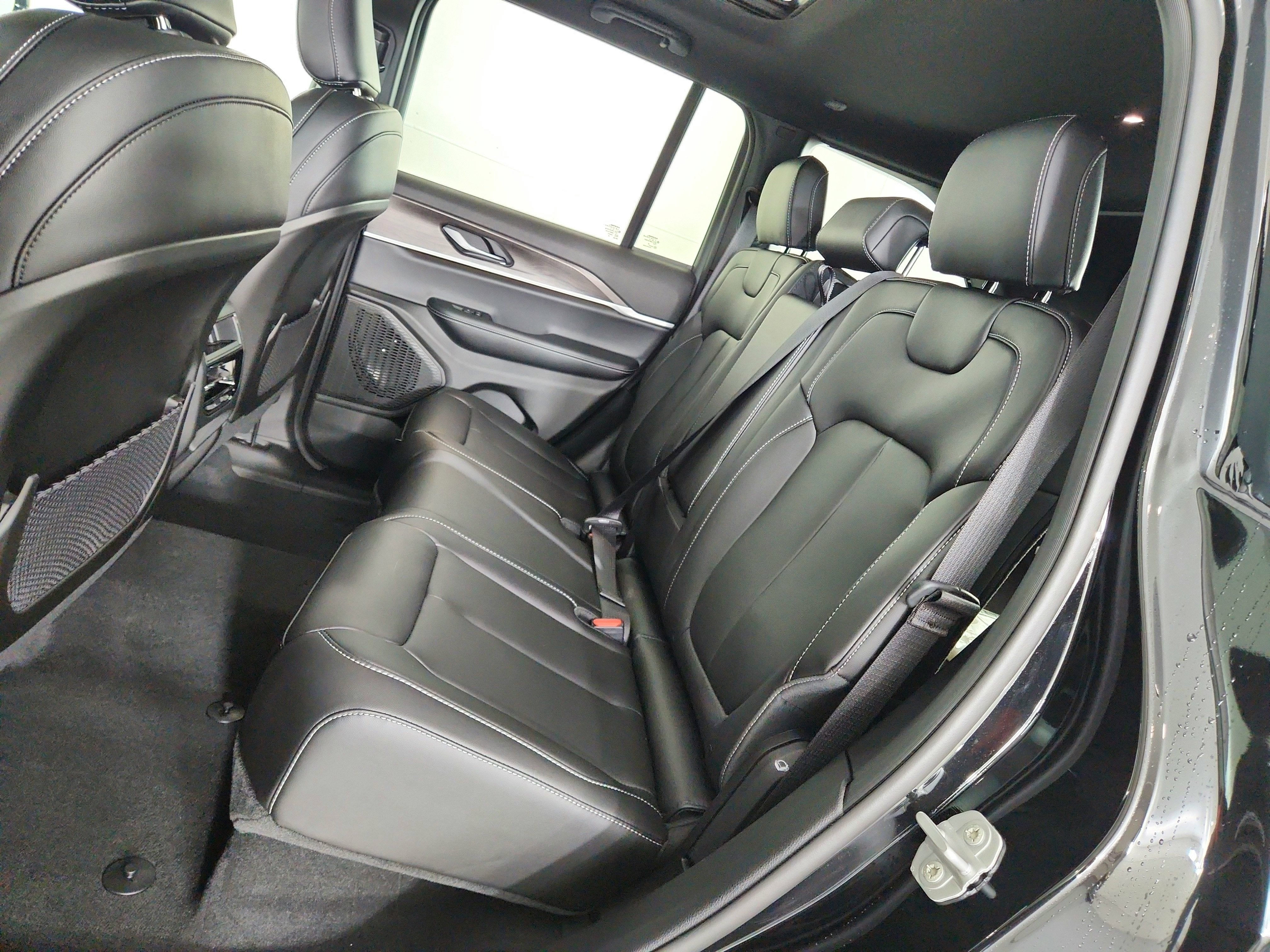 2025 Jeep Grand Cherokee JEEP GRAND CHEROKEE LIMITED 4X4