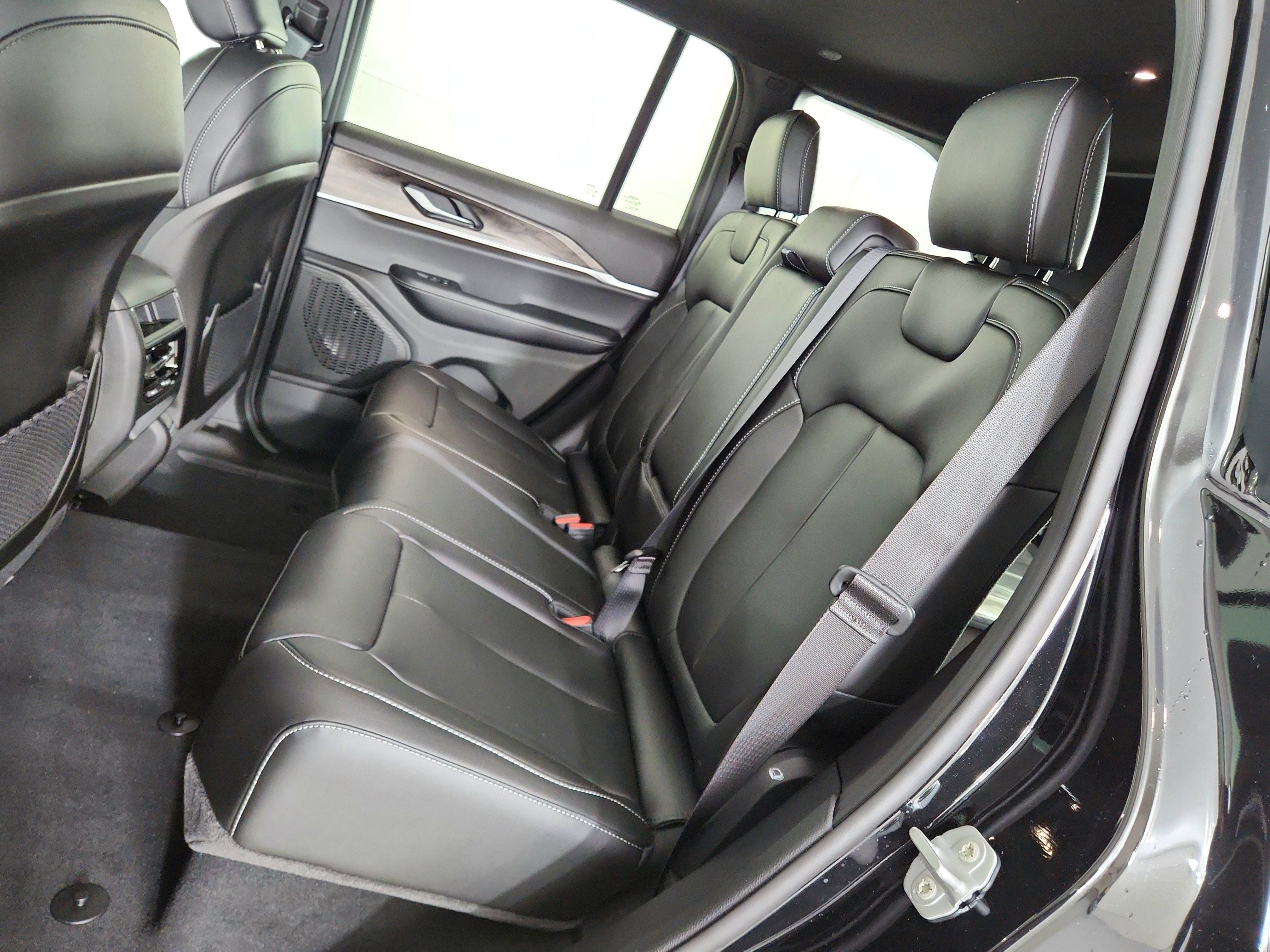 2025 Jeep Grand Cherokee JEEP GRAND CHEROKEE LIMITED 4X4