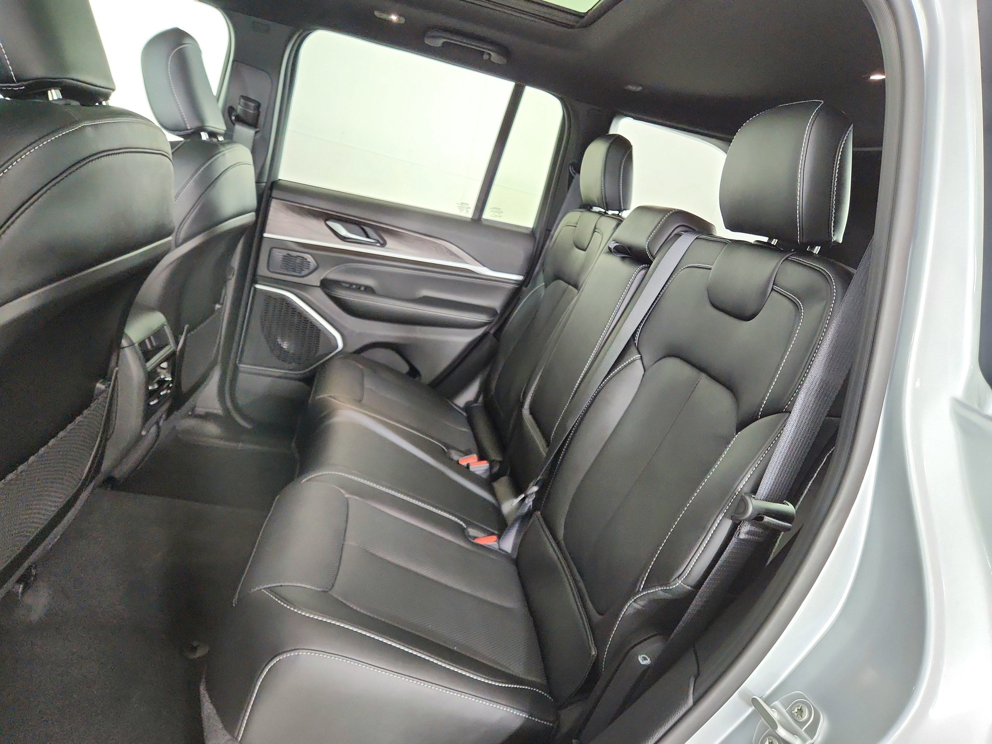 2026 Jeep Grand Cherokee JEEP GRAND CHEROKEE LIMITED 4X4