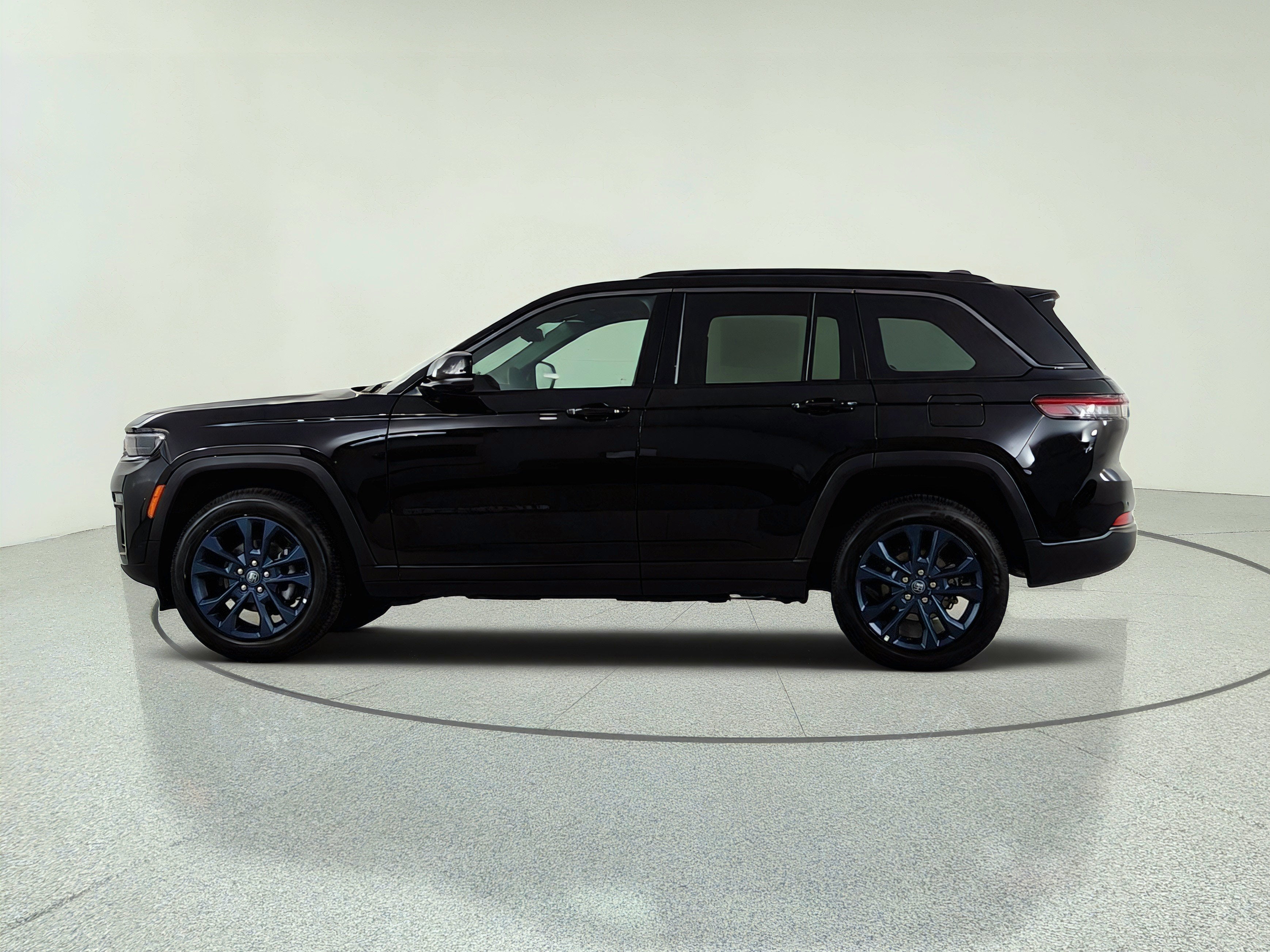 2026 Jeep Grand Cherokee 85th Anniversary Edition 4x4