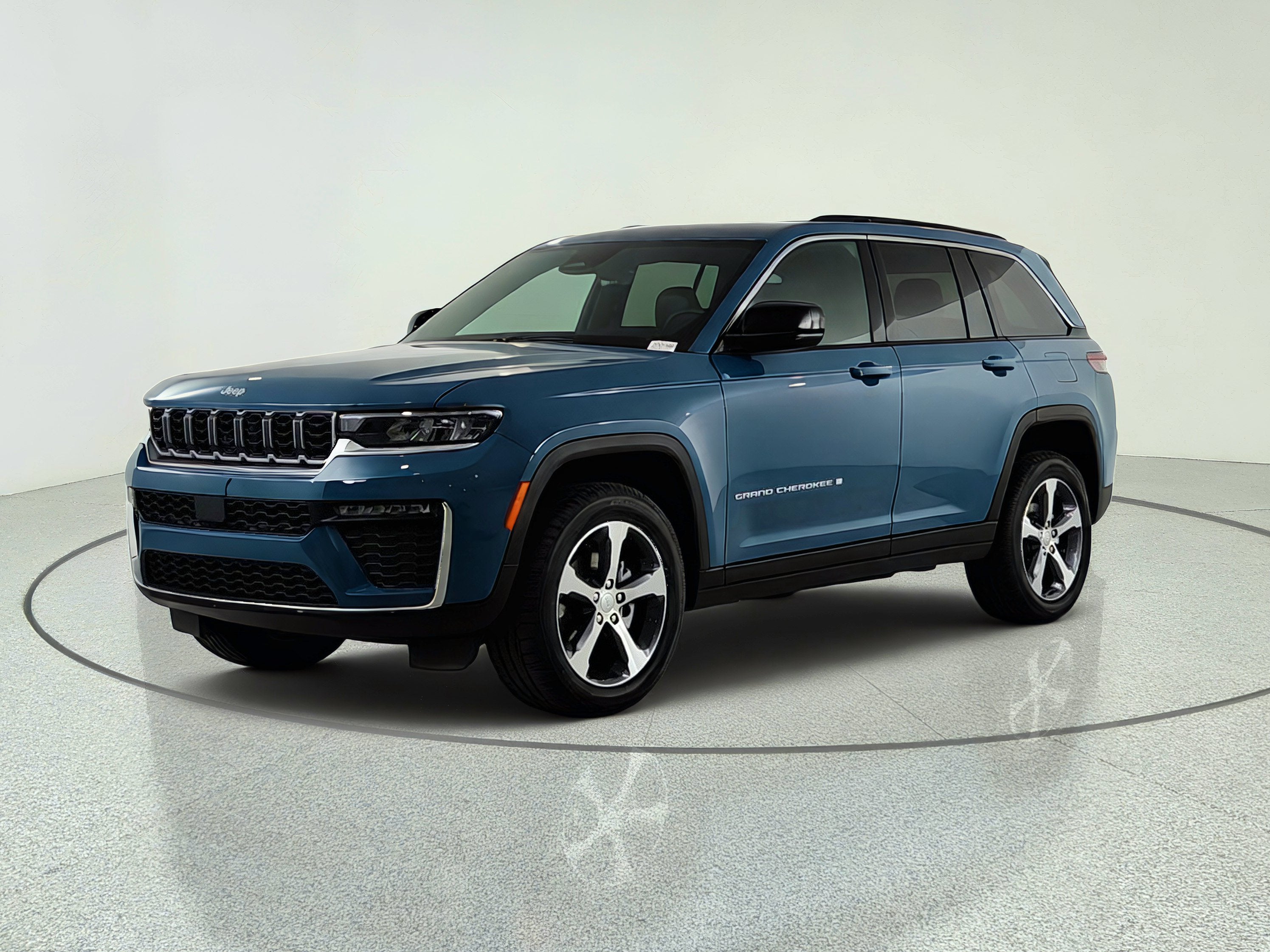2026 Jeep Grand Cherokee 2026 JEEP GRAND CHEROKEE LIMITED 4DR SUV 116.7 WB 4WD