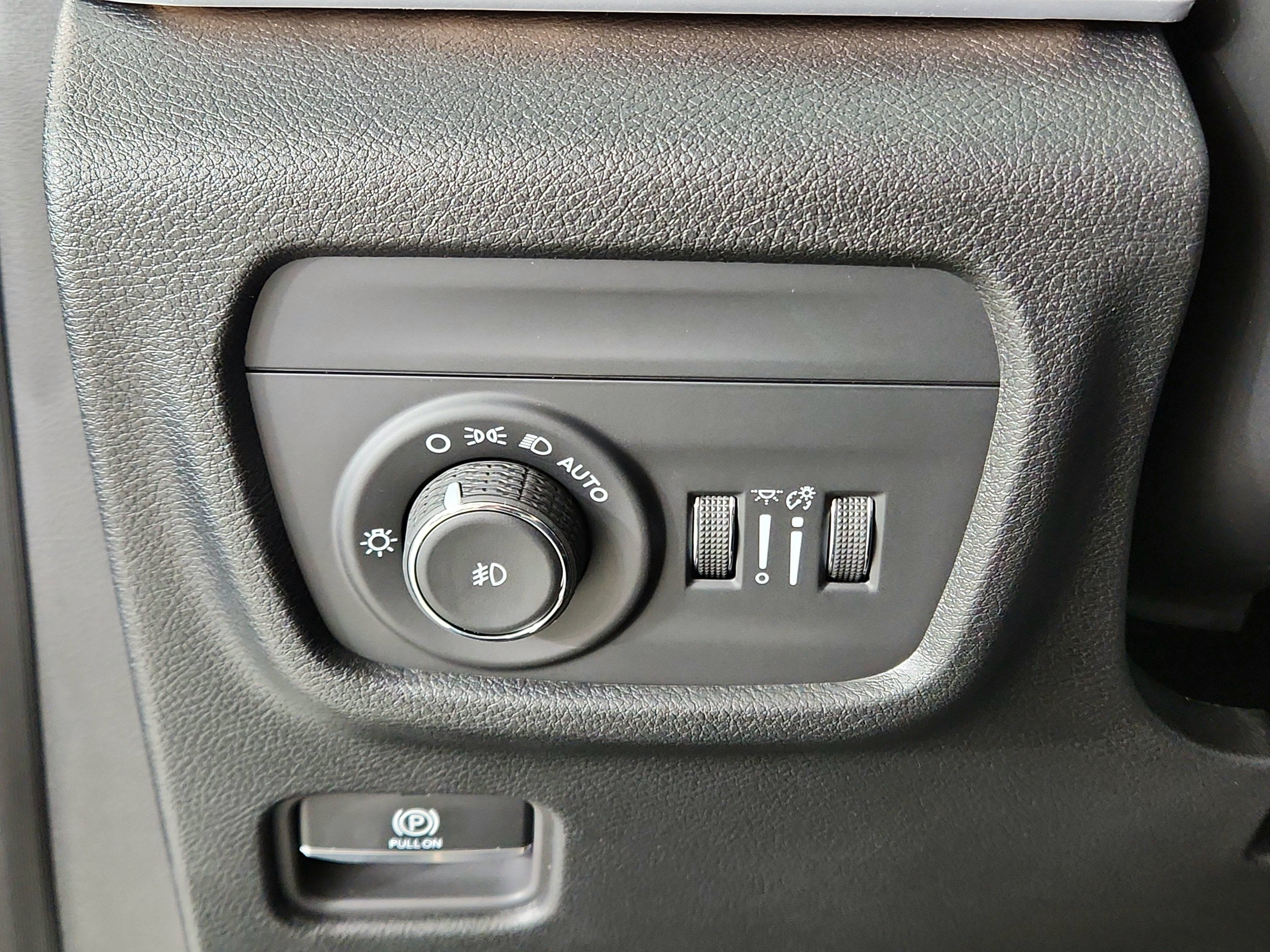 2026 Jeep Grand Cherokee 2026 JEEP GRAND CHEROKEE LIMITED 4DR SUV 116.7 WB 4WD