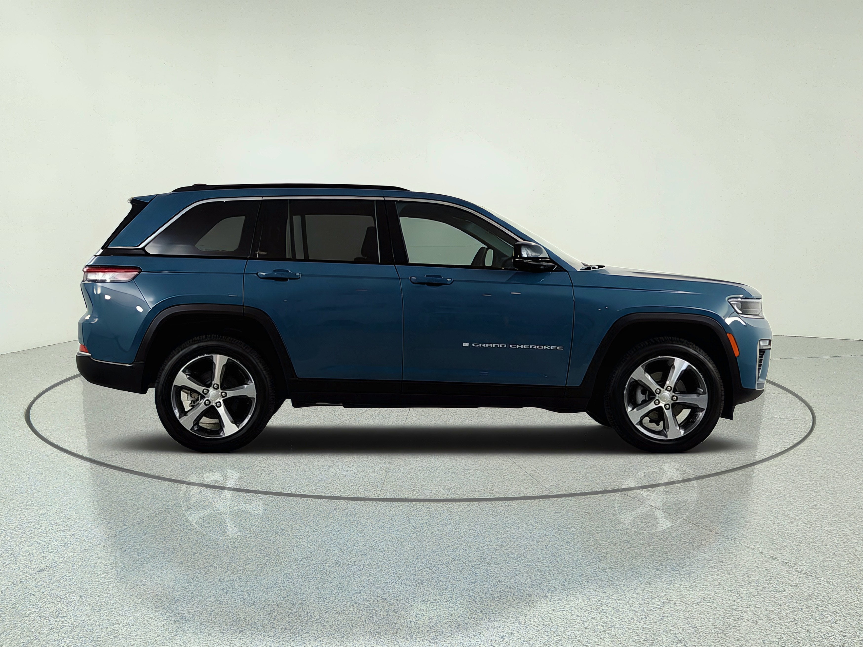2026 Jeep Grand Cherokee 2026 JEEP GRAND CHEROKEE LIMITED 4DR SUV 116.7 WB 4WD