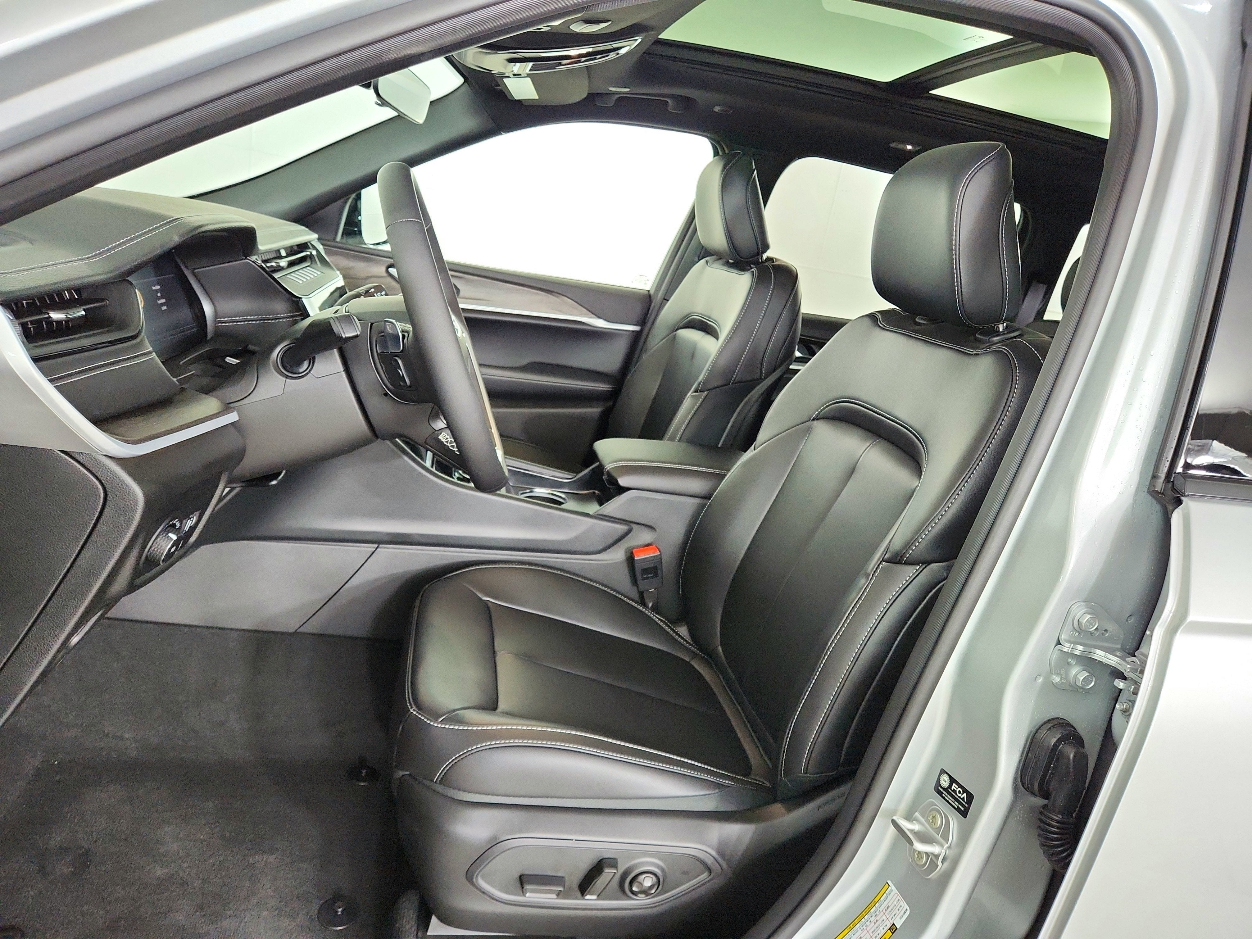 2026 Jeep Grand Cherokee JEEP GRAND CHEROKEE LIMITED 4X4