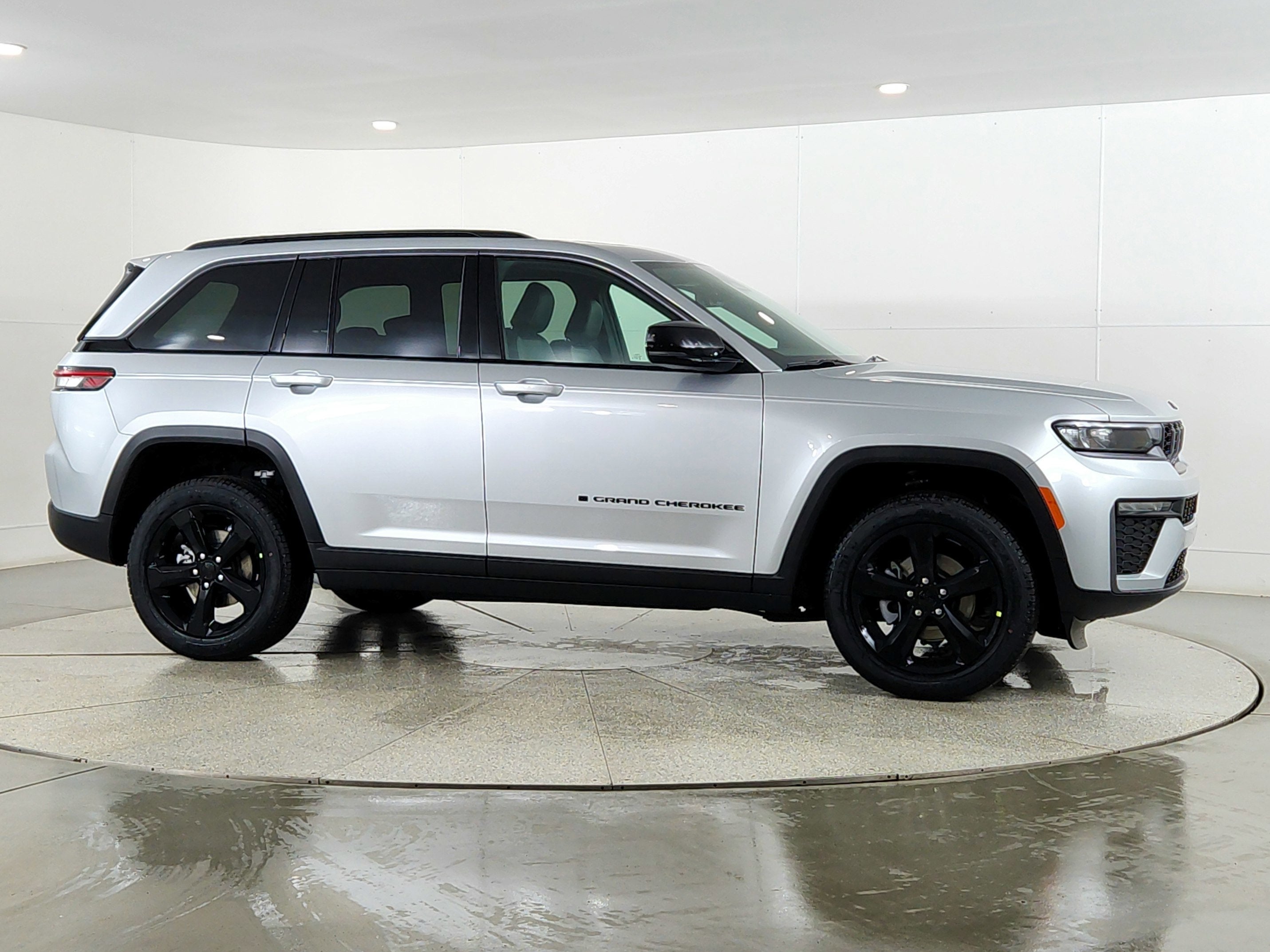 2026 Jeep Grand Cherokee JEEP GRAND CHEROKEE LIMITED 4X4