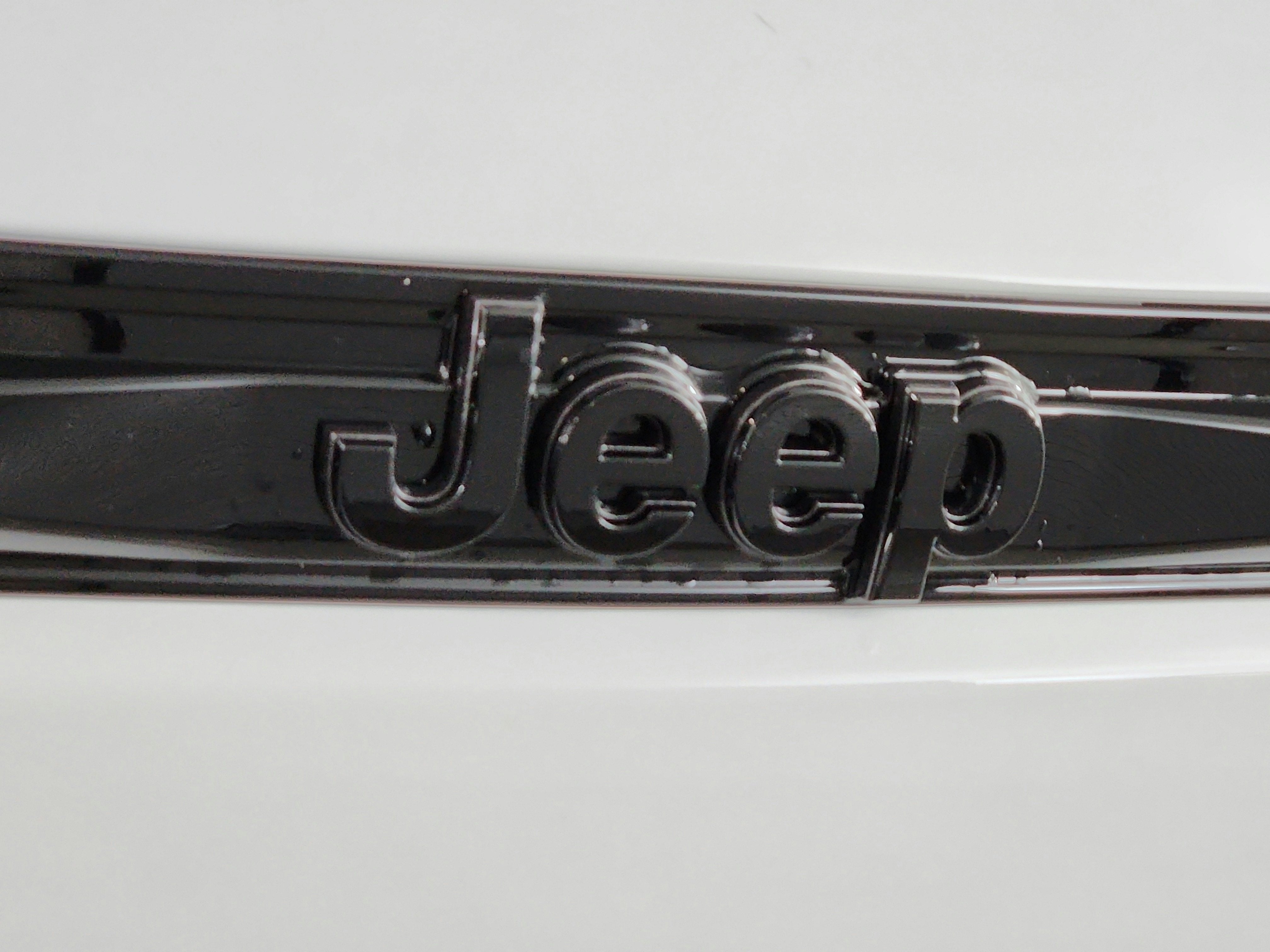 2026 Jeep Grand Cherokee 85th Anniversary Edition 4x4