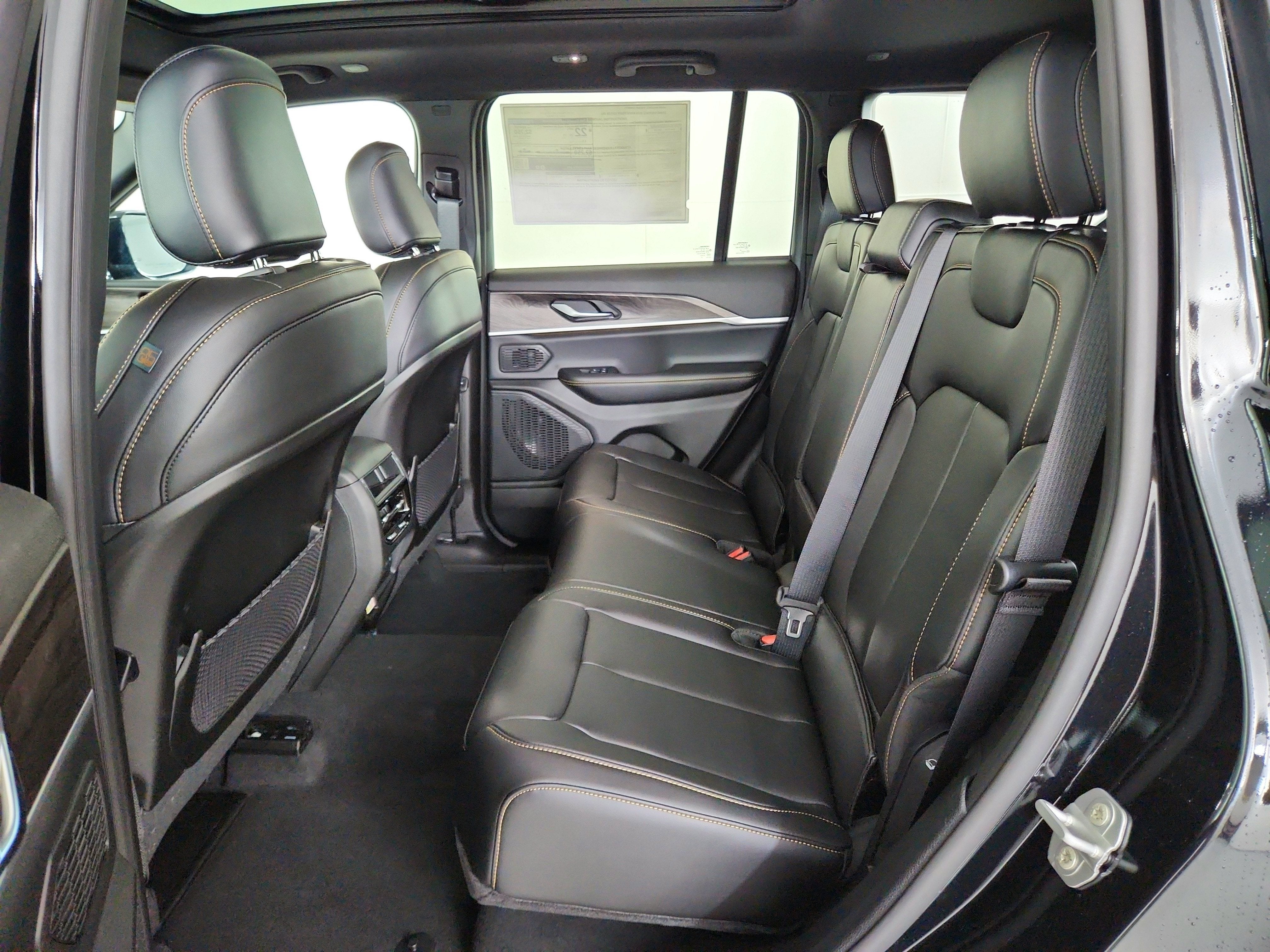 2026 Jeep Grand Cherokee 85th Anniversary Edition 4x4