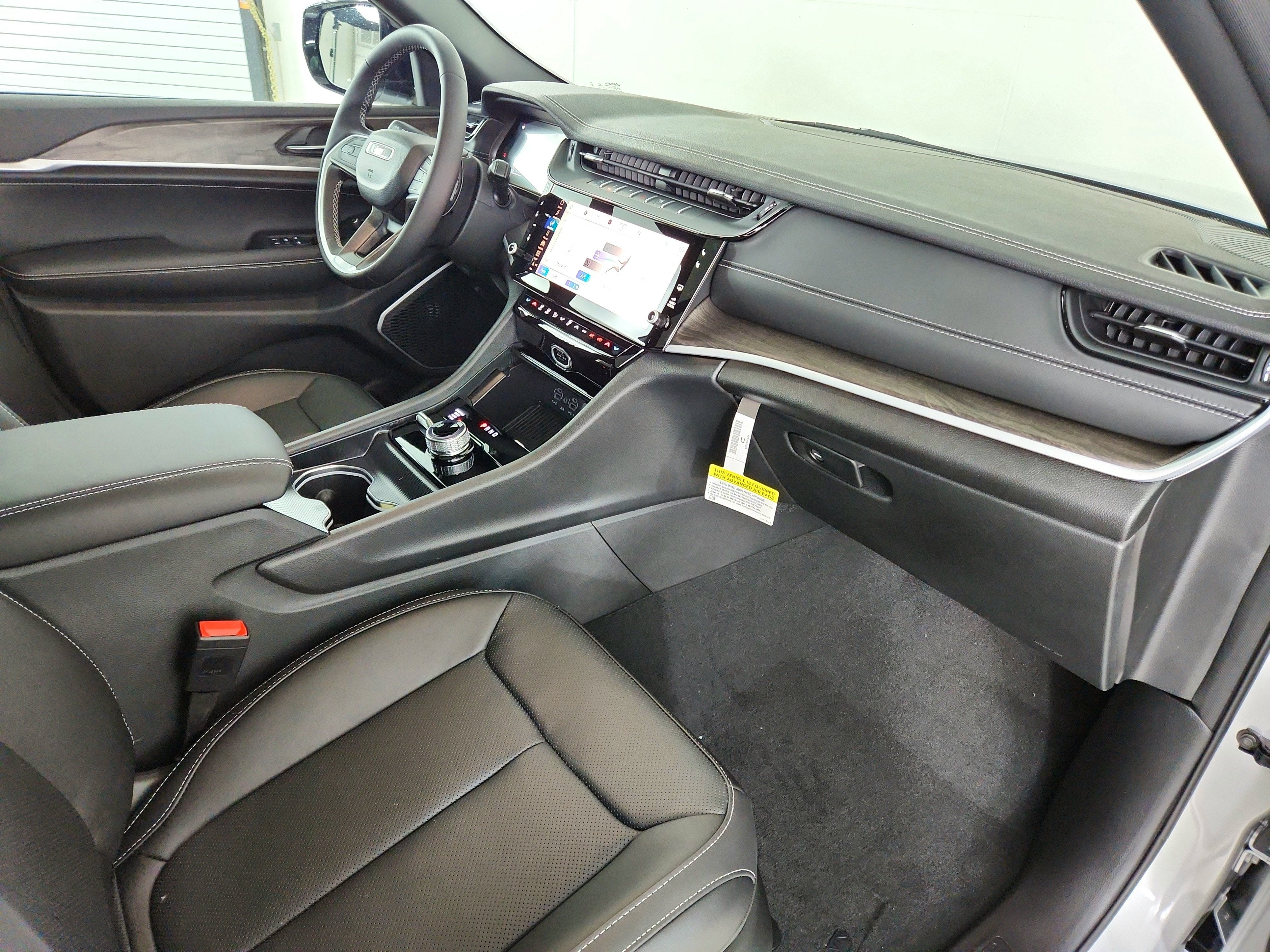 2026 Jeep Grand Cherokee Limited Reserve 4x4