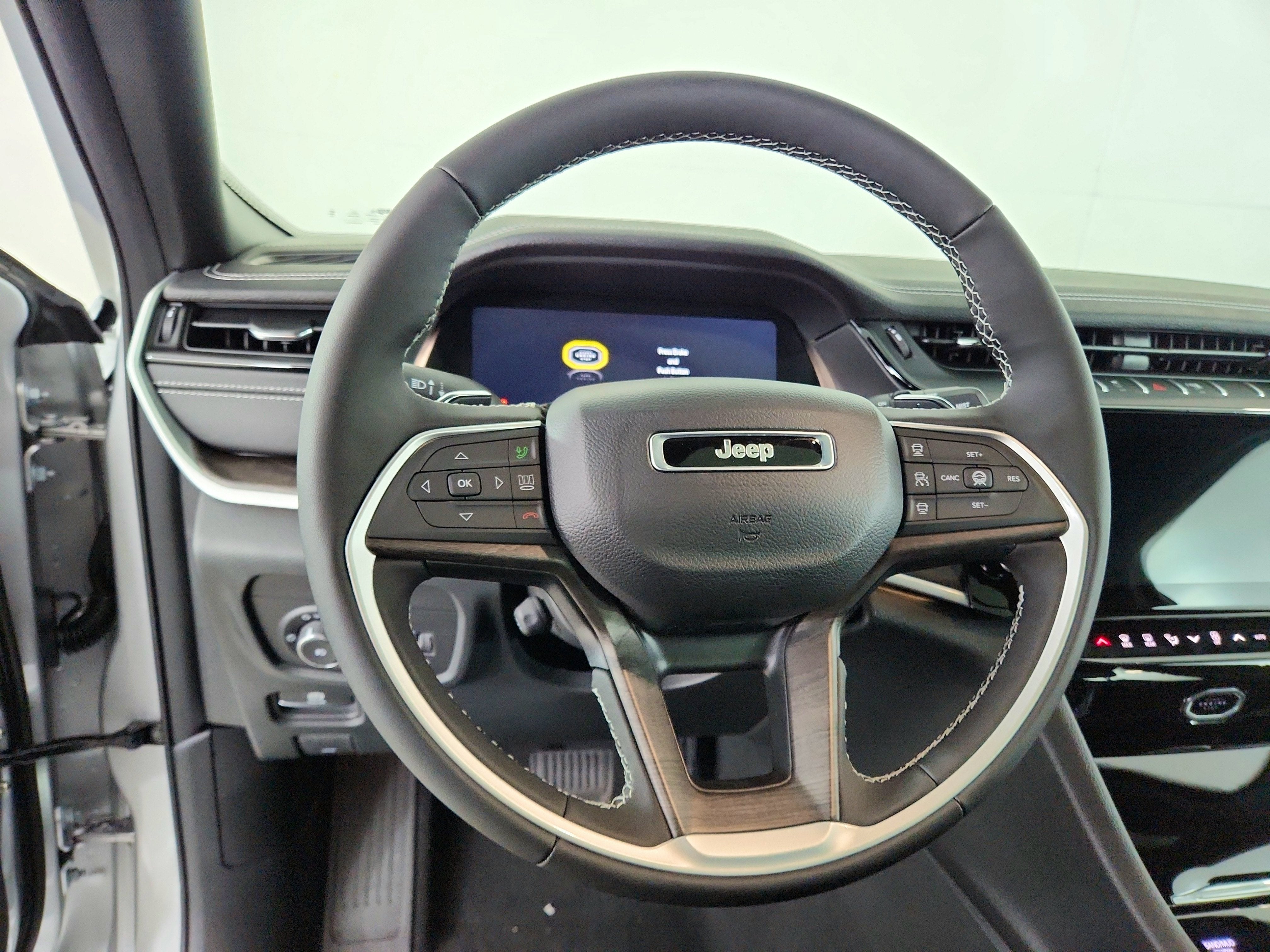 2026 Jeep Grand Cherokee Limited Reserve 4x4