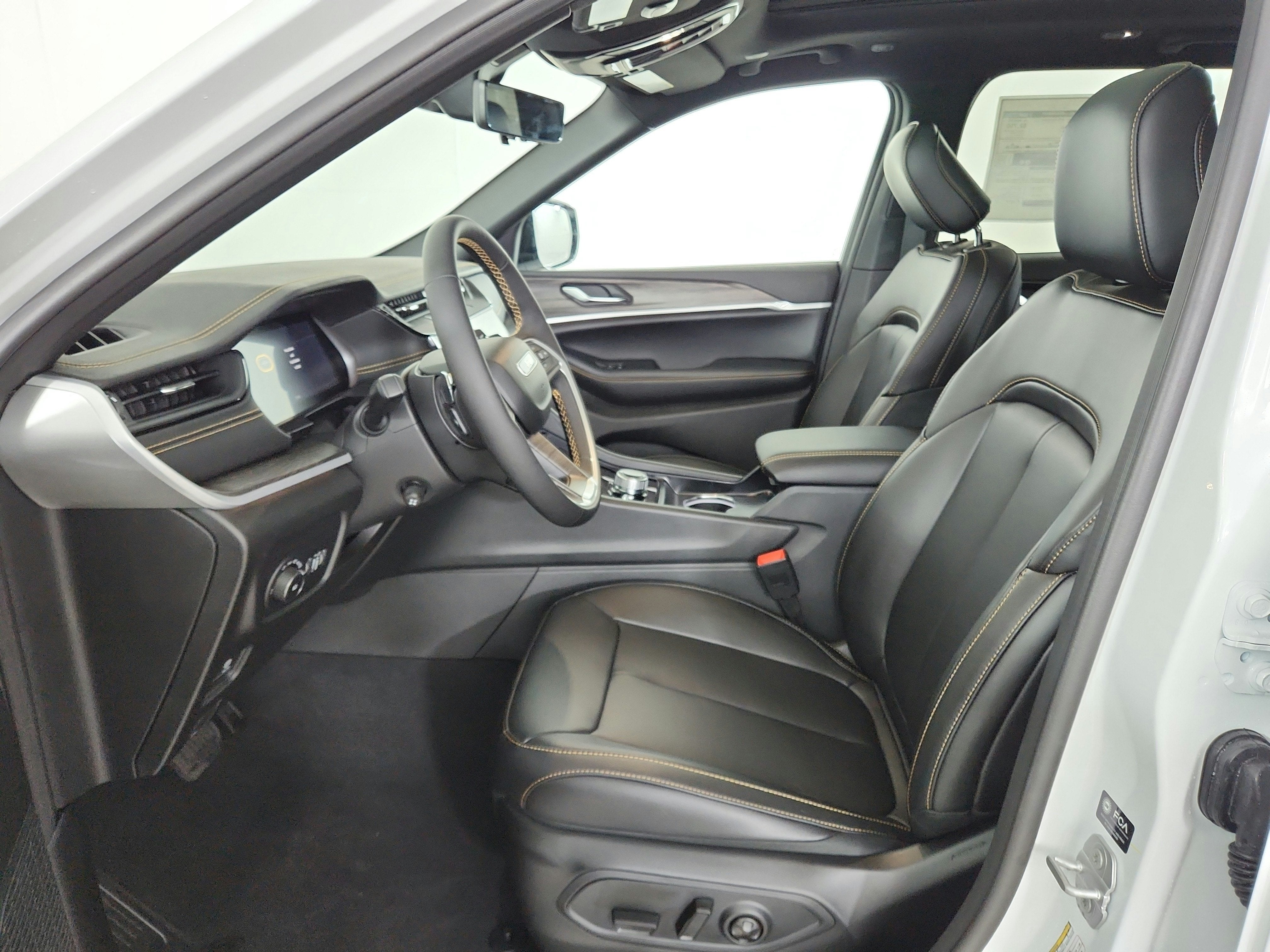 2026 Jeep Grand Cherokee 85th Anniversary Edition 4x4