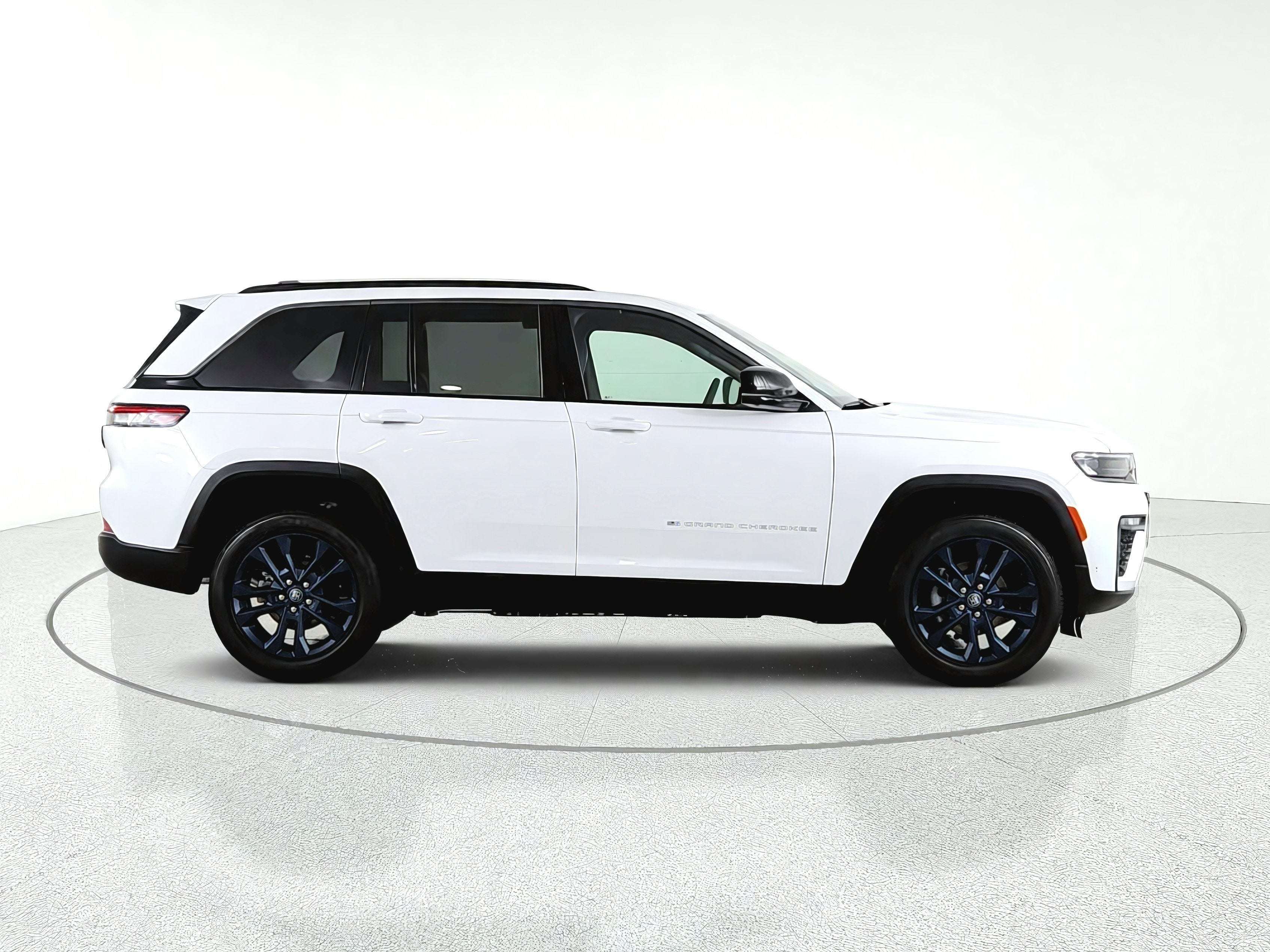 2026 Jeep Grand Cherokee 85th Anniversary Edition 4x4
