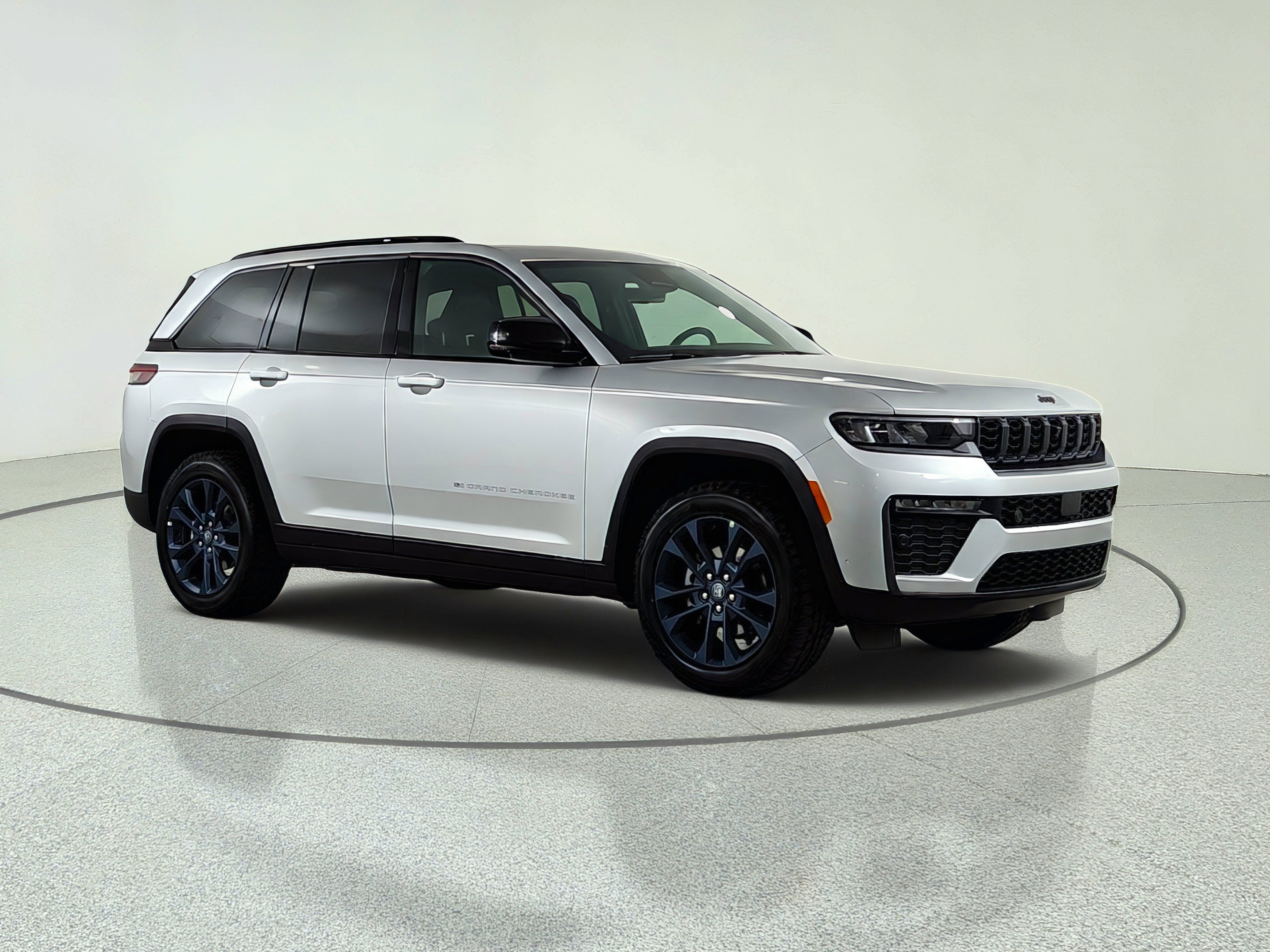 2026 Jeep Grand Cherokee 85th Anniversary Edition 4x4