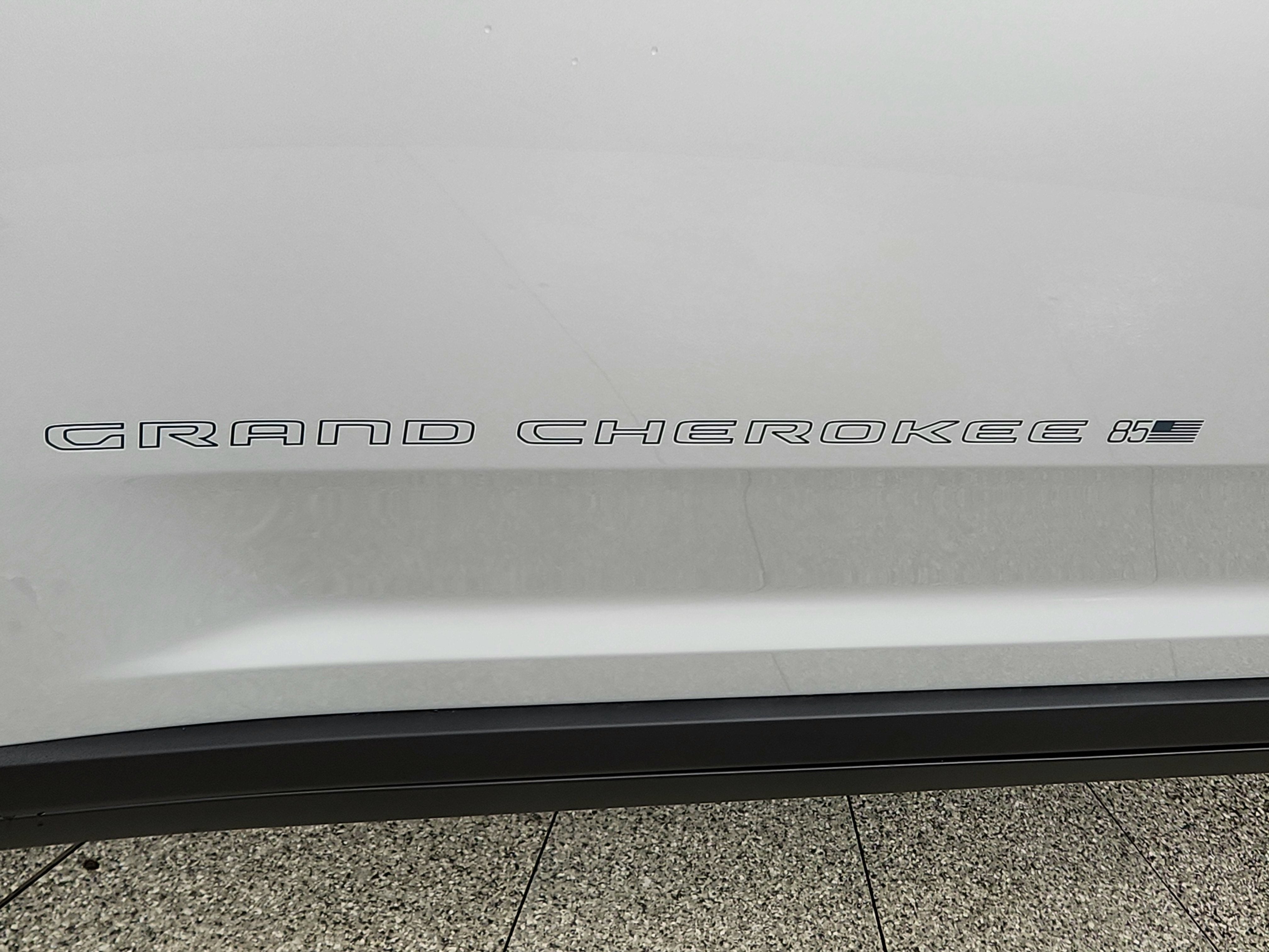 2026 Jeep Grand Cherokee 85th Anniversary Edition 4x4