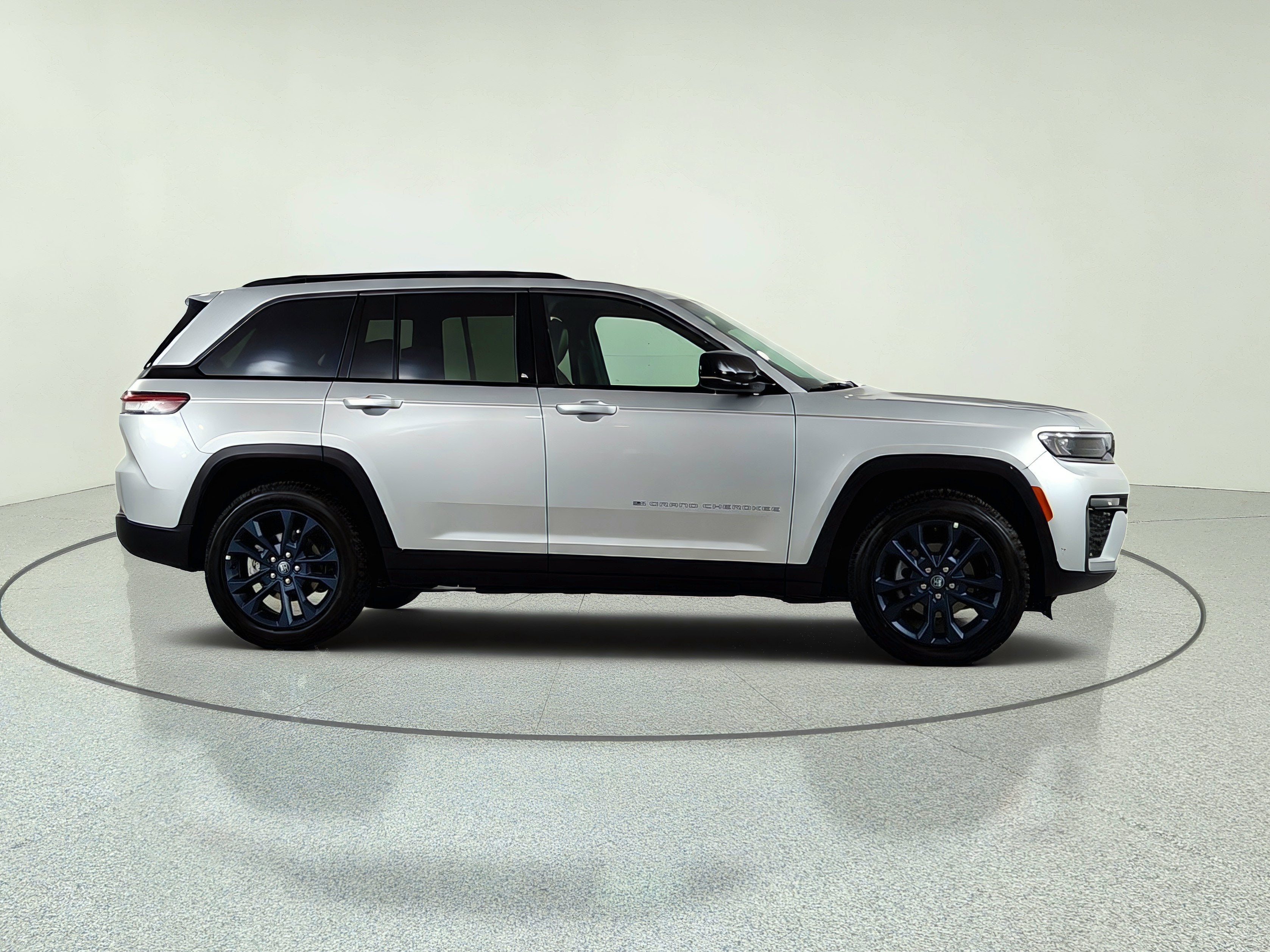 2026 Jeep Grand Cherokee 85th Anniversary Edition 4x4