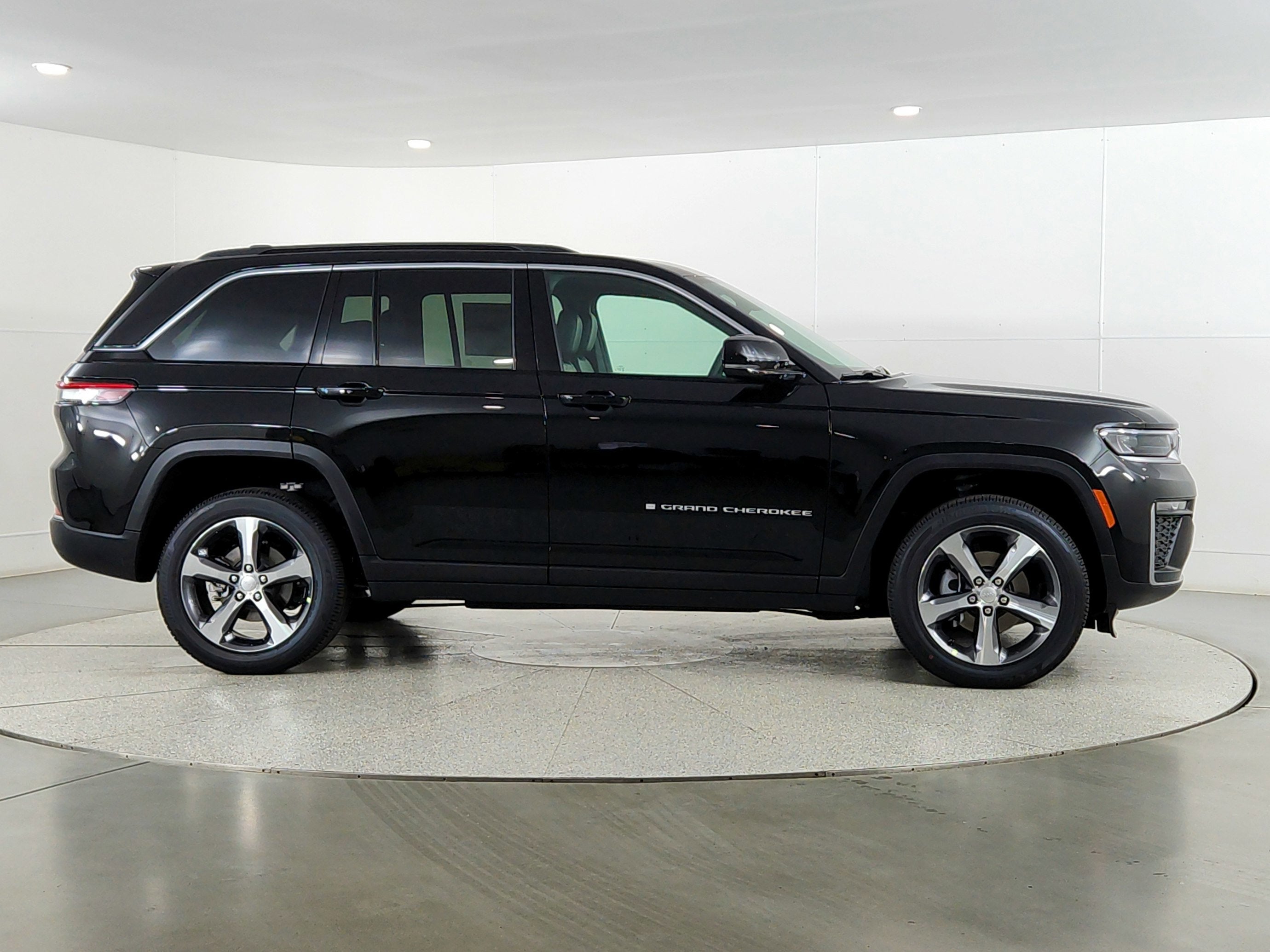 2026 Jeep Grand Cherokee JEEP GRAND CHEROKEE LIMITED 4X4