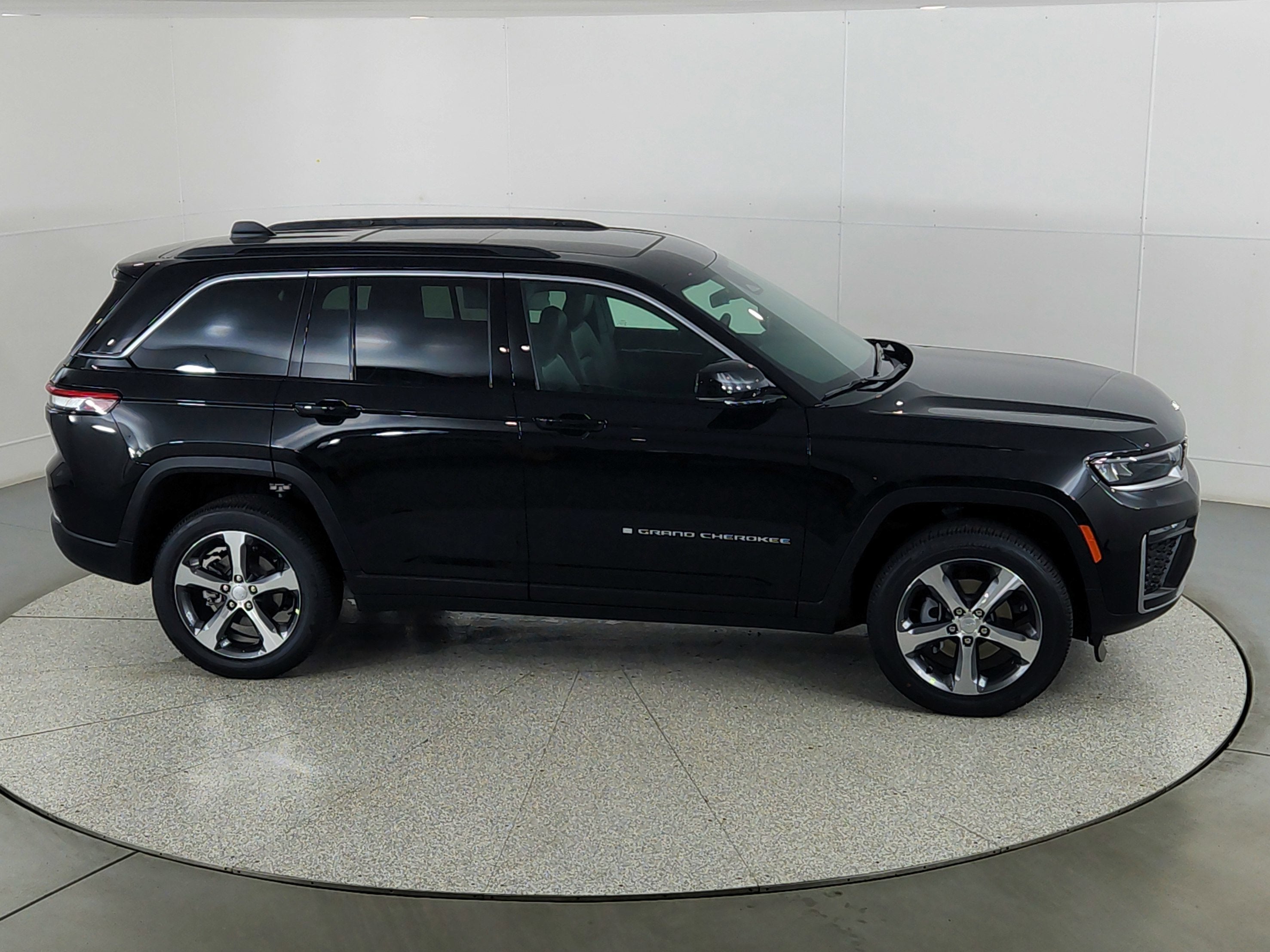 2026 Jeep Grand Cherokee JEEP GRAND CHEROKEE LIMITED 4X4