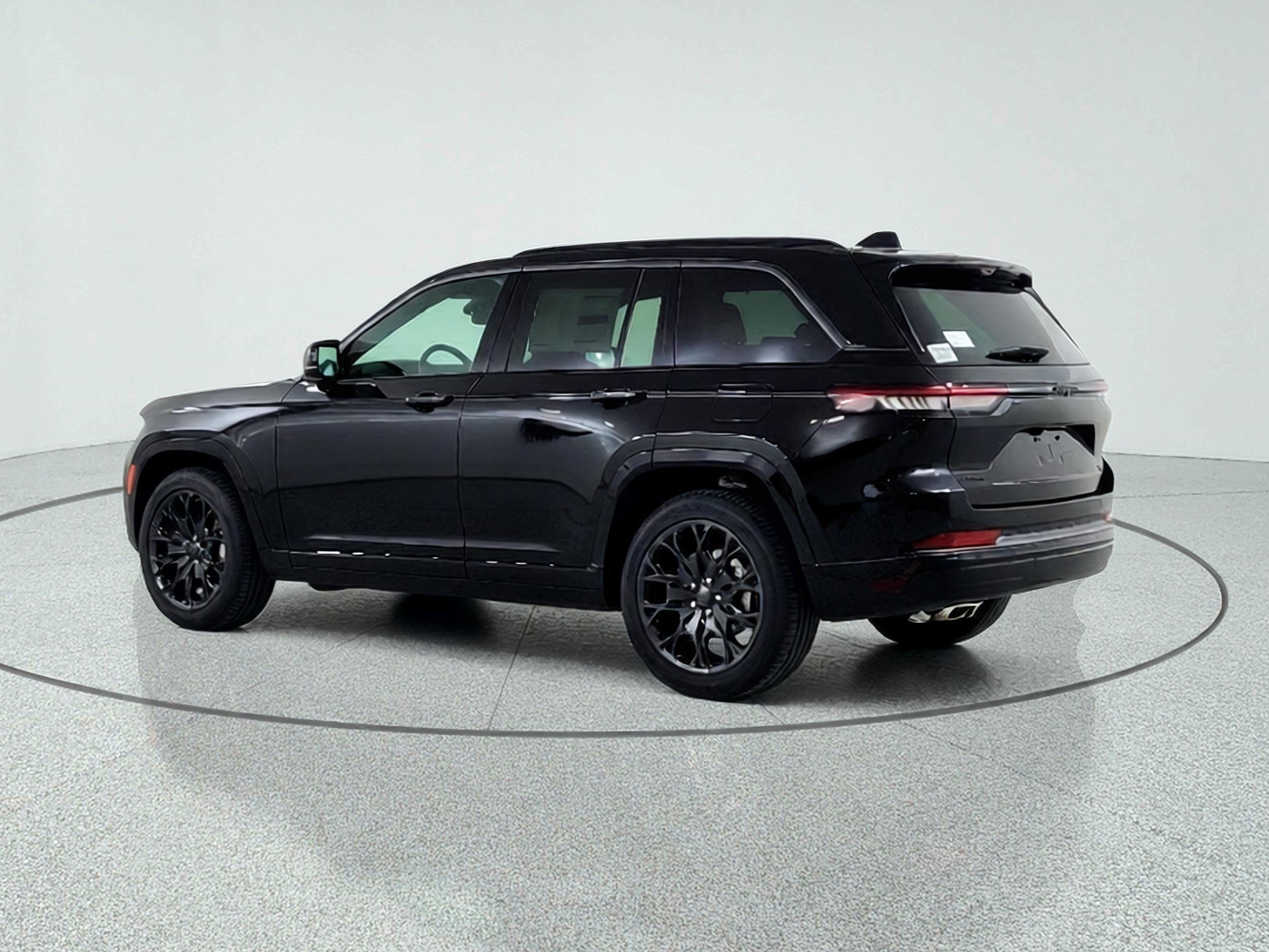 2026 Jeep Grand Cherokee JEEP GRAND CHEROKEE SUMMIT 4X4