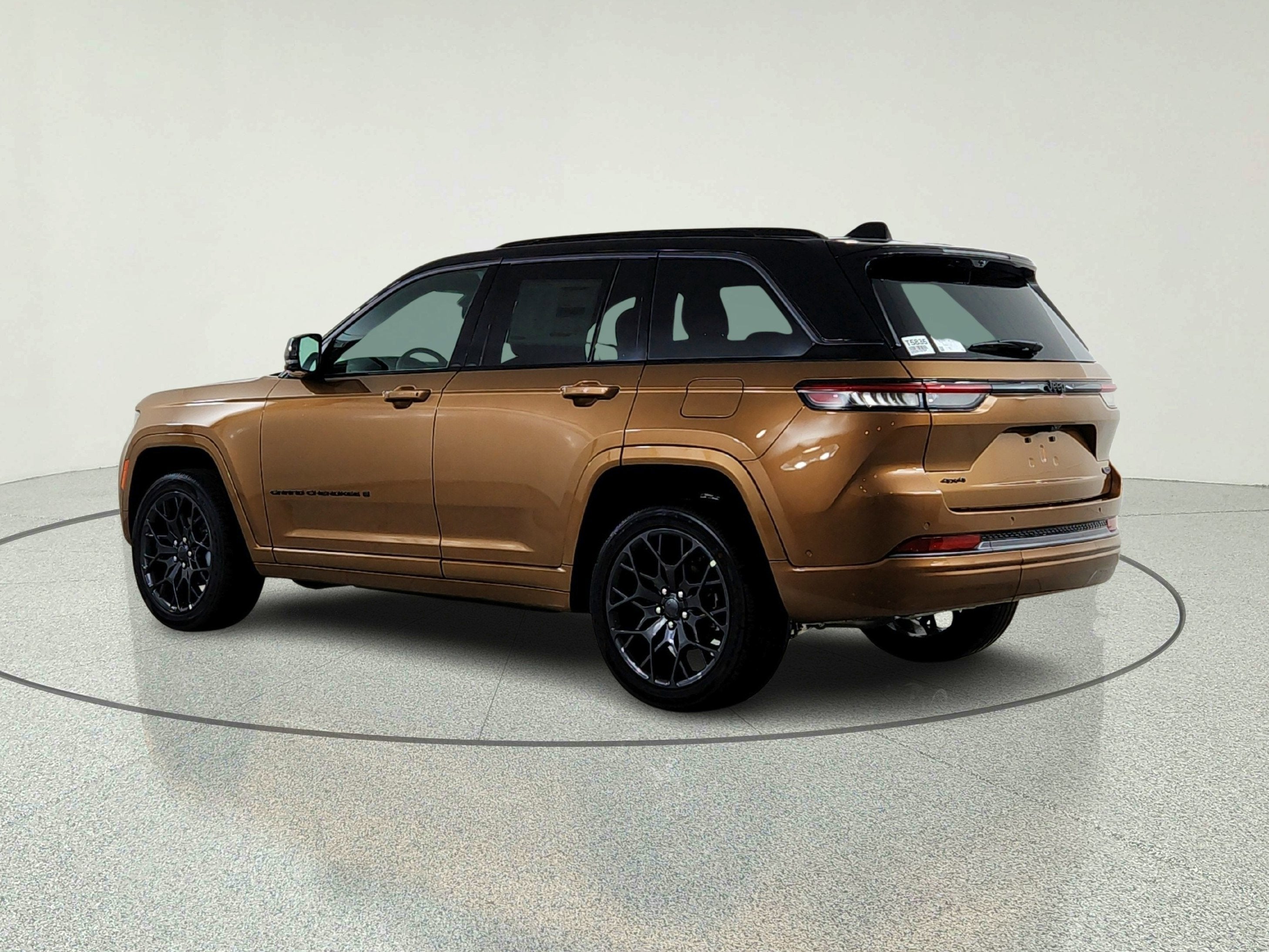2026 Jeep Grand Cherokee JEEP GRAND CHEROKEE SUMMIT 4X4