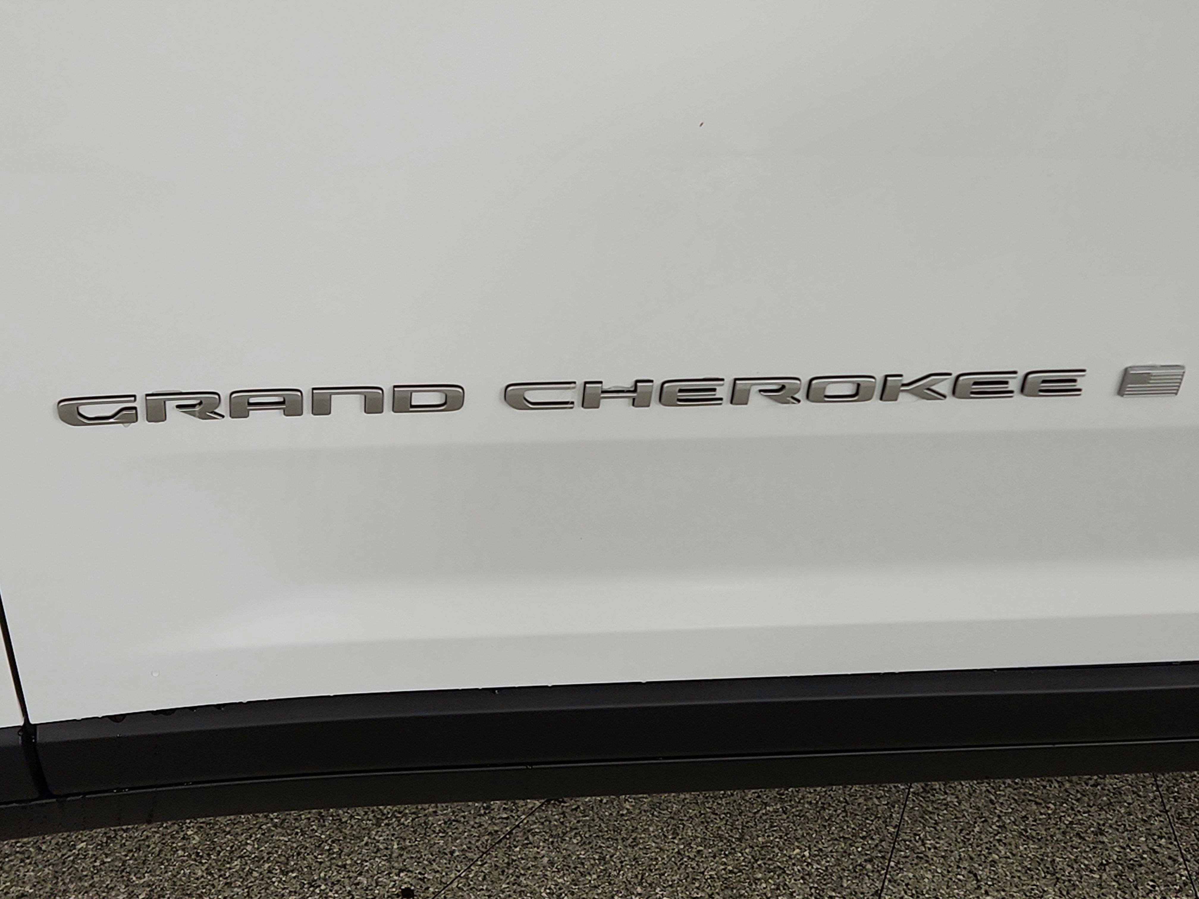 2026 Jeep Grand Cherokee JEEP GRAND CHEROKEE L LAREDO 4X4