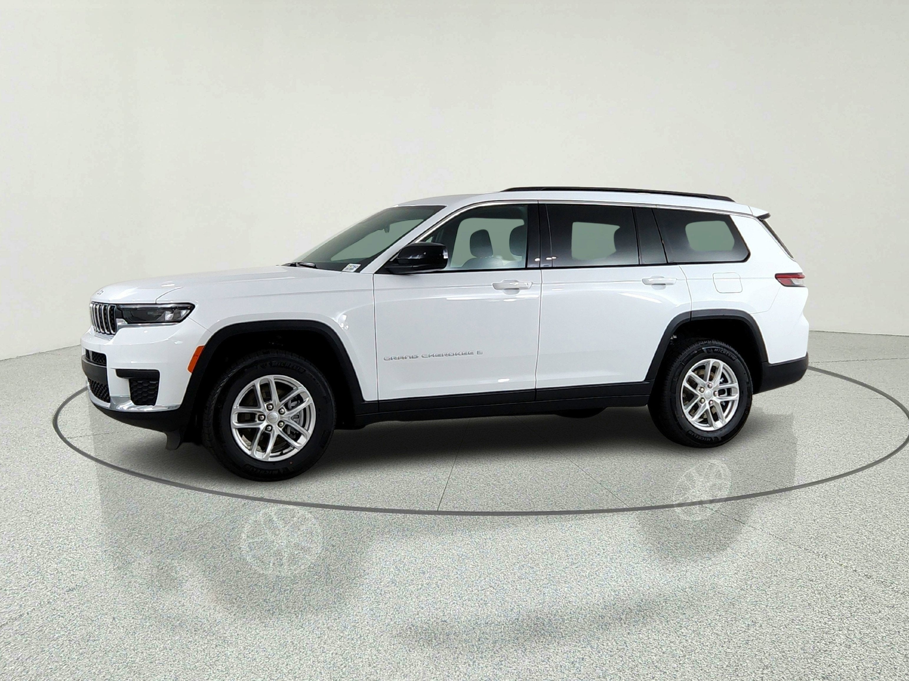 2026 Jeep Grand Cherokee JEEP GRAND CHEROKEE L LAREDO 4X4